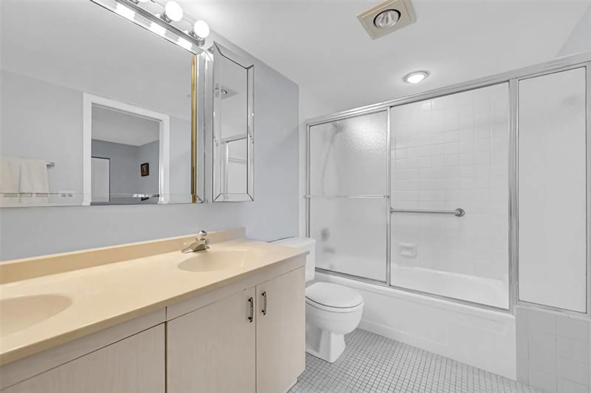 Property Slideshow image 10 of 26 | 2504 antigua ter j3, Coconut Creek, FL, 33066