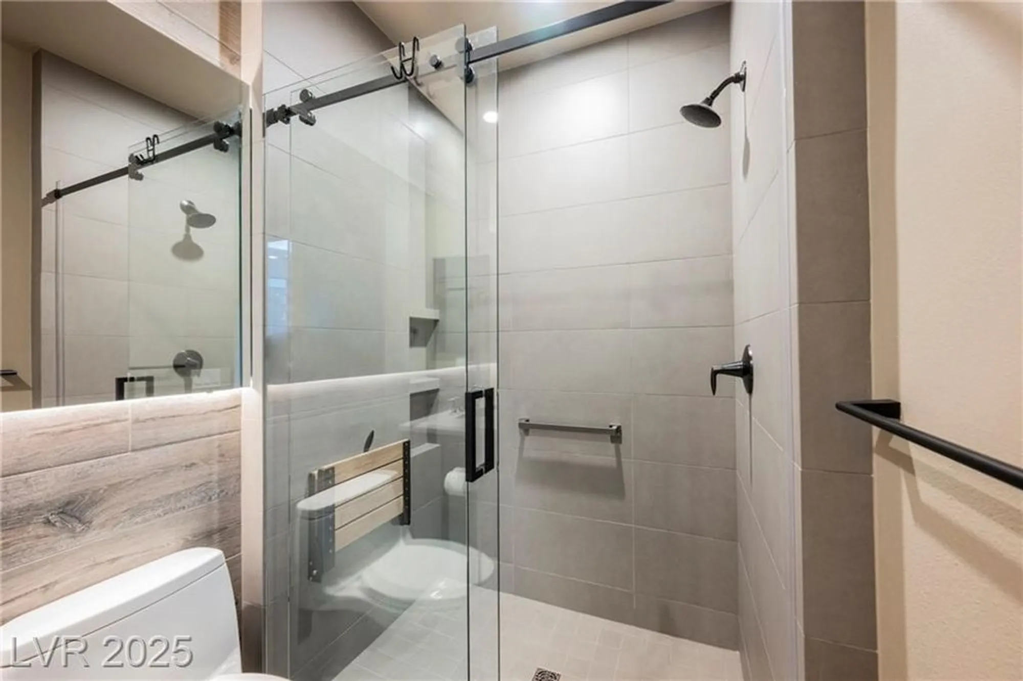 Property Slideshow image 65 of 93 | 20 falling canyon ct, Henderson, NV, 89011