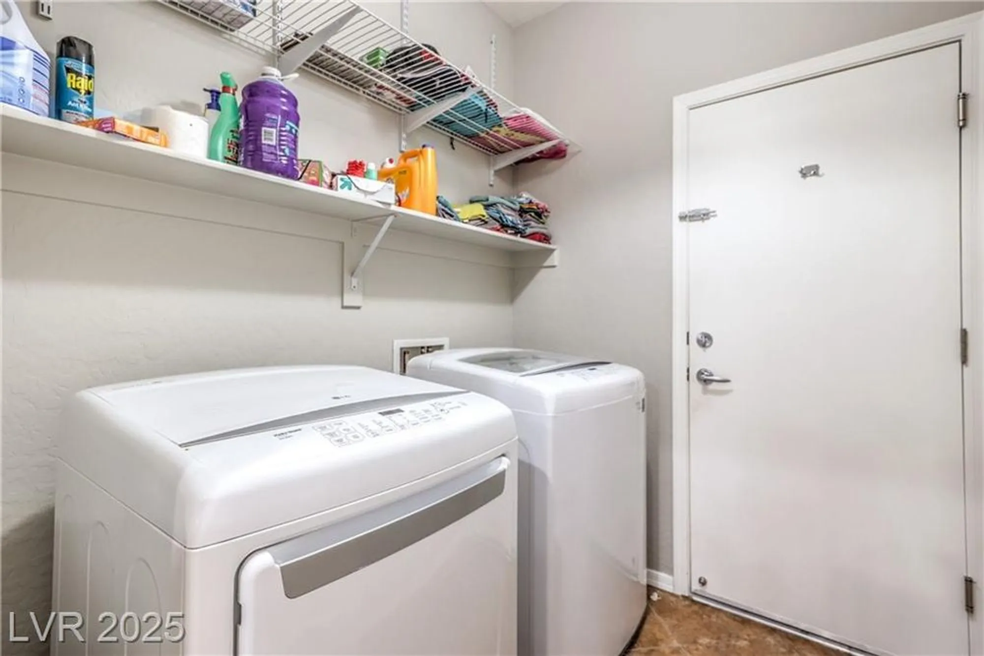 Property Slideshow image 18 of 37 | 2413 hamonah dr, Henderson, NV, 89044