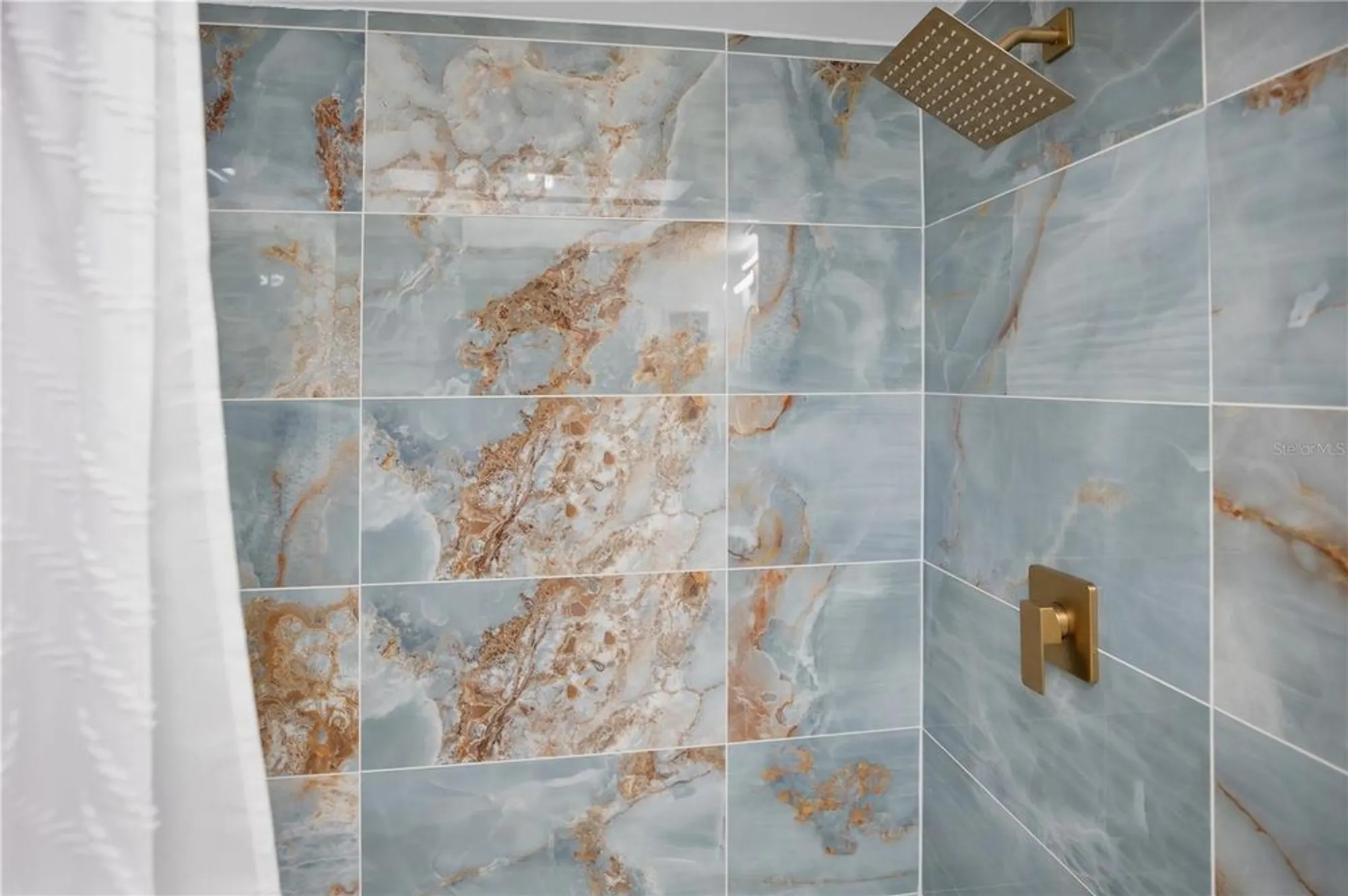 Property Slideshow image 18 of 56 | 1701 pinehurst rd 33e, Dunedin, FL, 34698