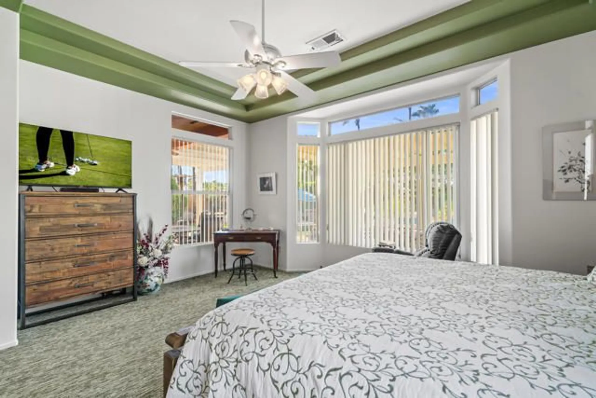 Property Slideshow image 27 of 56 | 44129 royal troon dr, Indio, CA, 92201