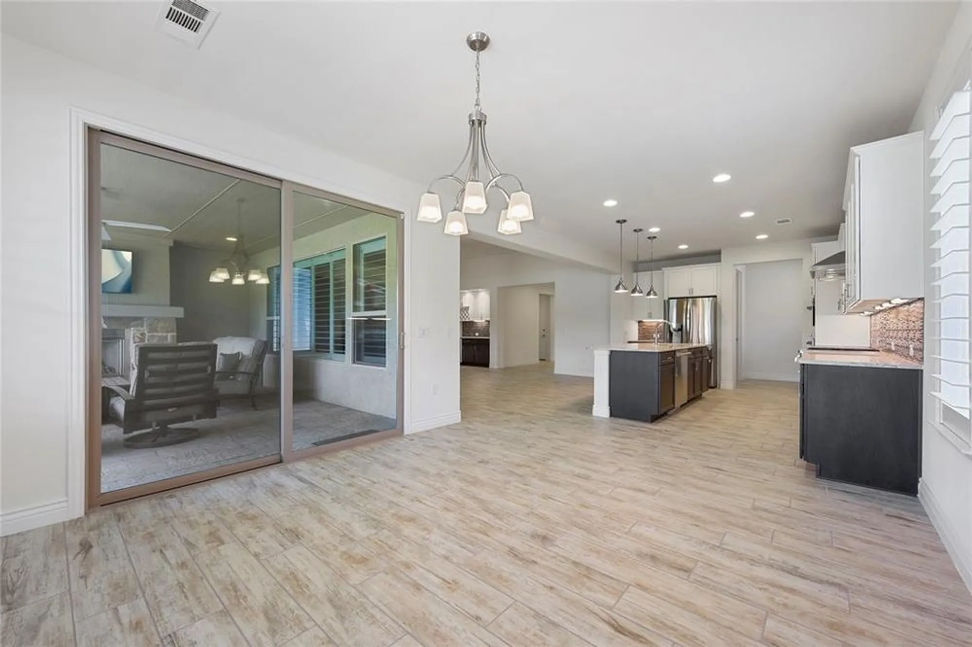 Property Slideshow image 13 of 33 | 9921 flint way, Denton, TX, 76207