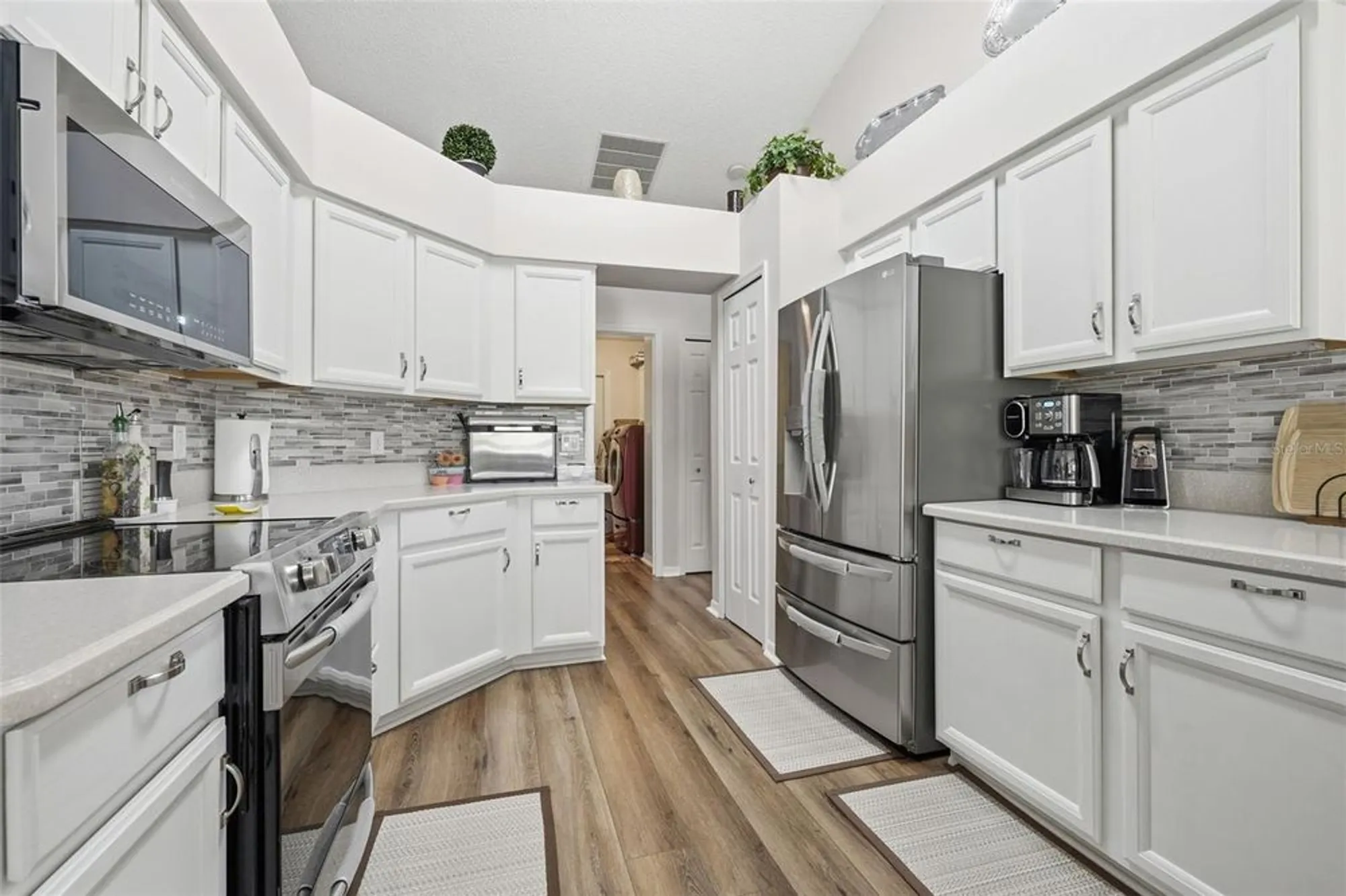 Property Slideshow image 27 of 65 | 25233 lost oak cir, Leesburg, FL, 34748