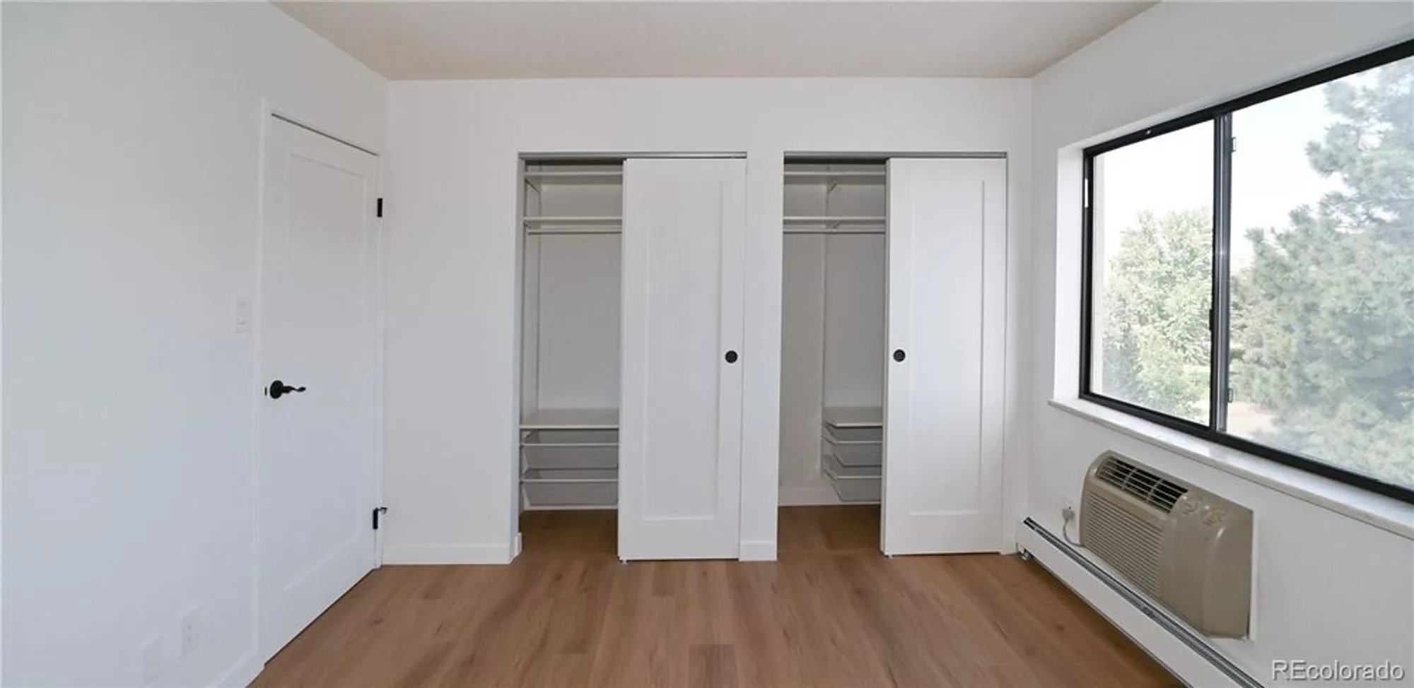 Property Slideshow image 11 of 30 | 13902 e marina dr 412, Aurora, CO, 80014