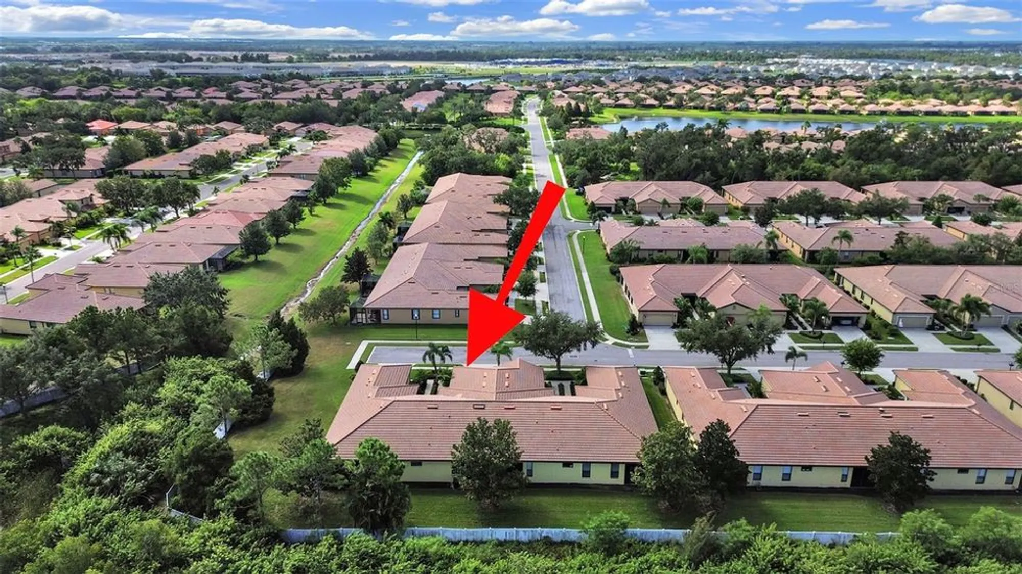 Property Slideshow image 98 of 100 | 303 bluewater falls ct, Apollo Beach, FL, 33572