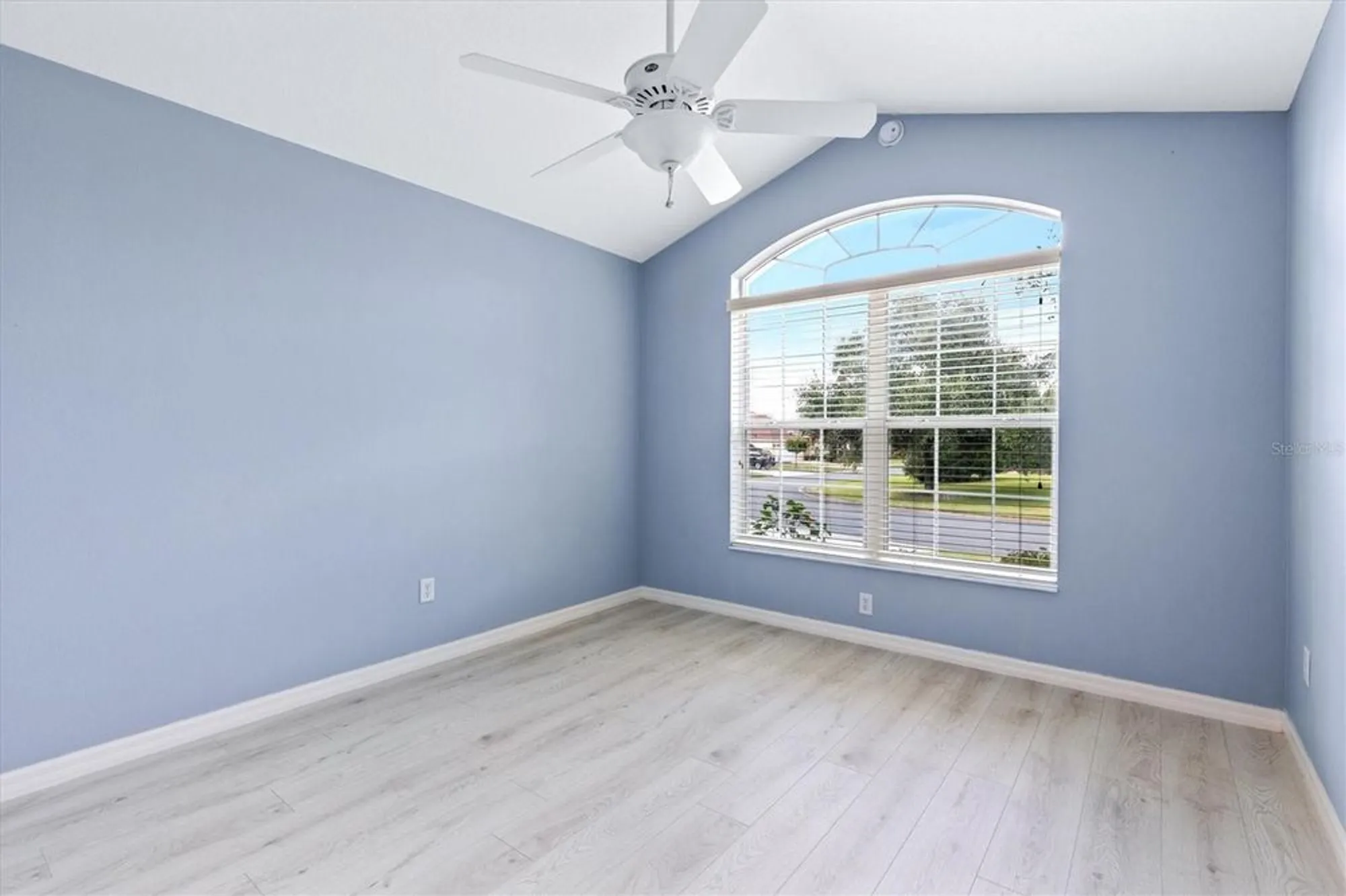 Property Slideshow image 22 of 28 | 611 allenwood loop, The Villages, FL, 32162