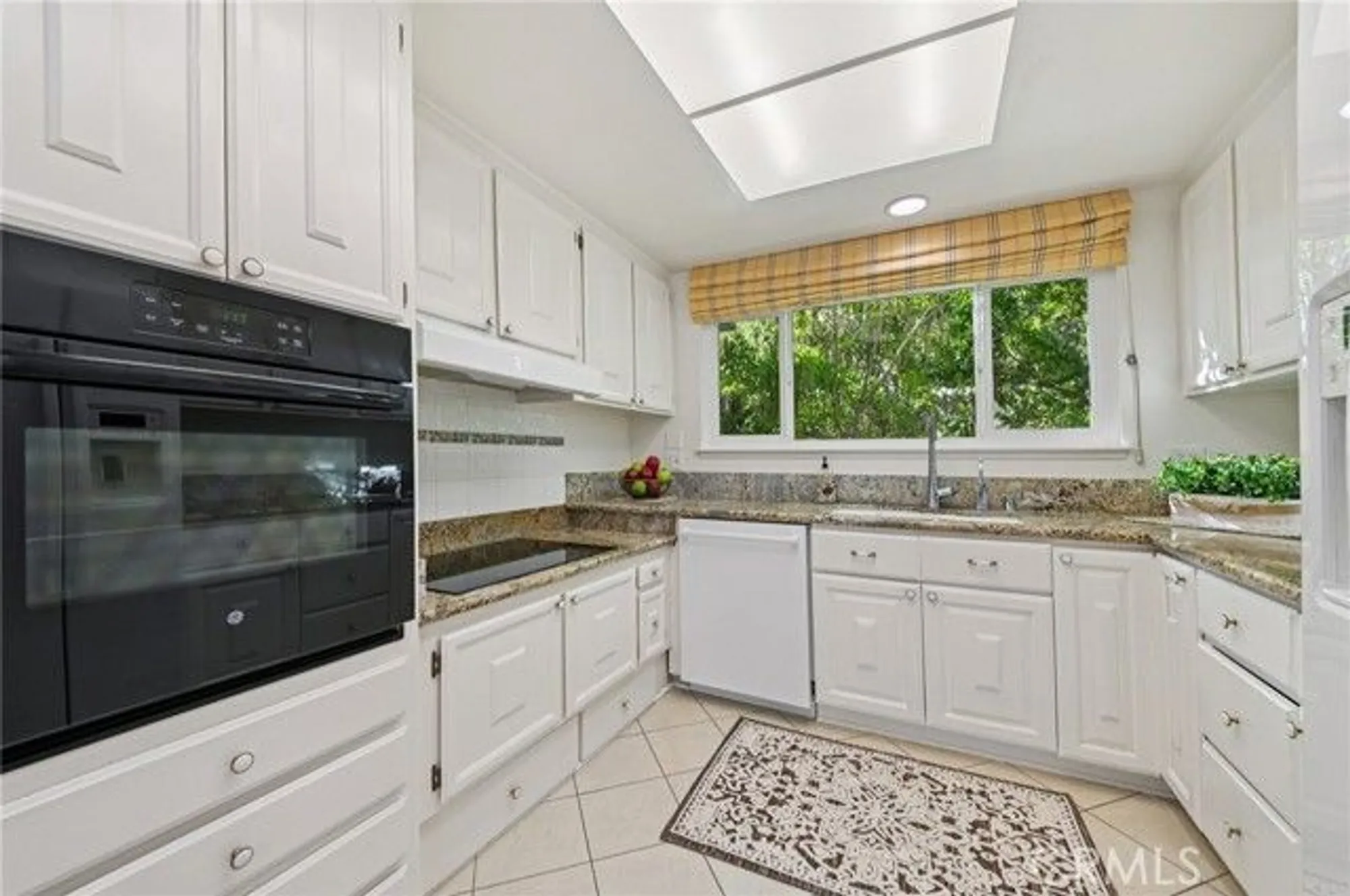 Property Slideshow image 11 of 47 | 617 avenida sevilla d, Laguna Woods, CA, 92637