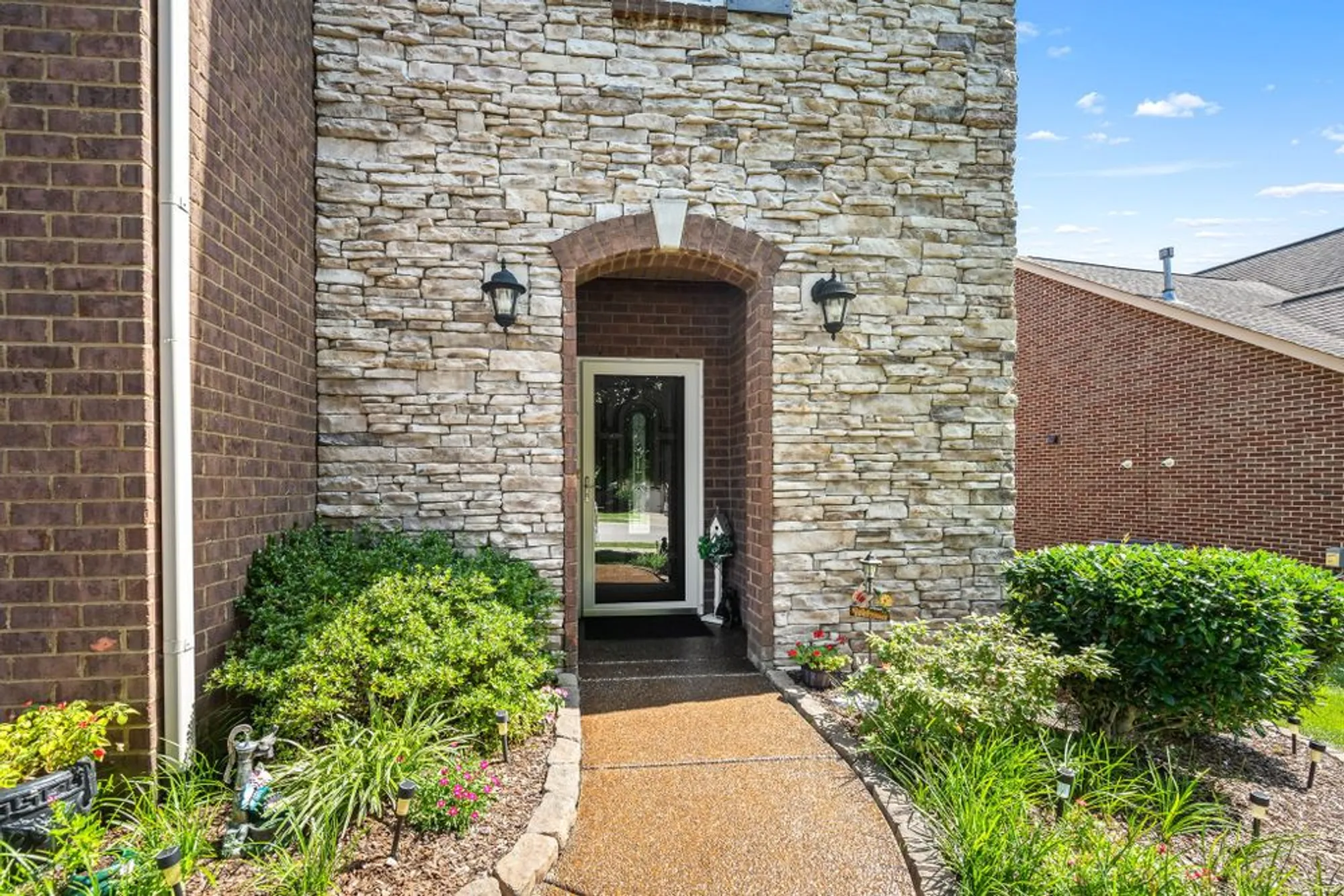 Property Slideshow image 4 of 52 | 266 meandering dr, Lebanon, TN, 37090