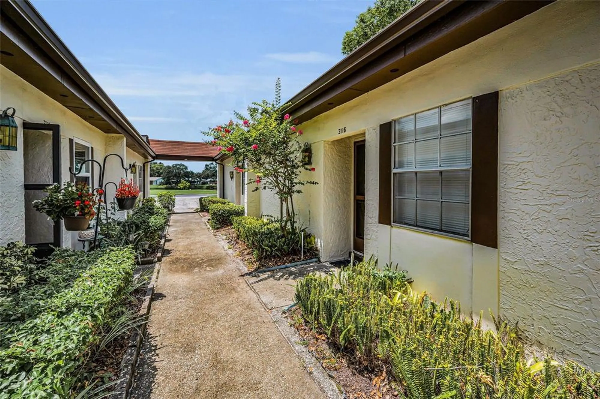 Property Slideshow image 5 of 56 | 3116 highlands blvd # 3116, Palm Harbor, FL, 34684
