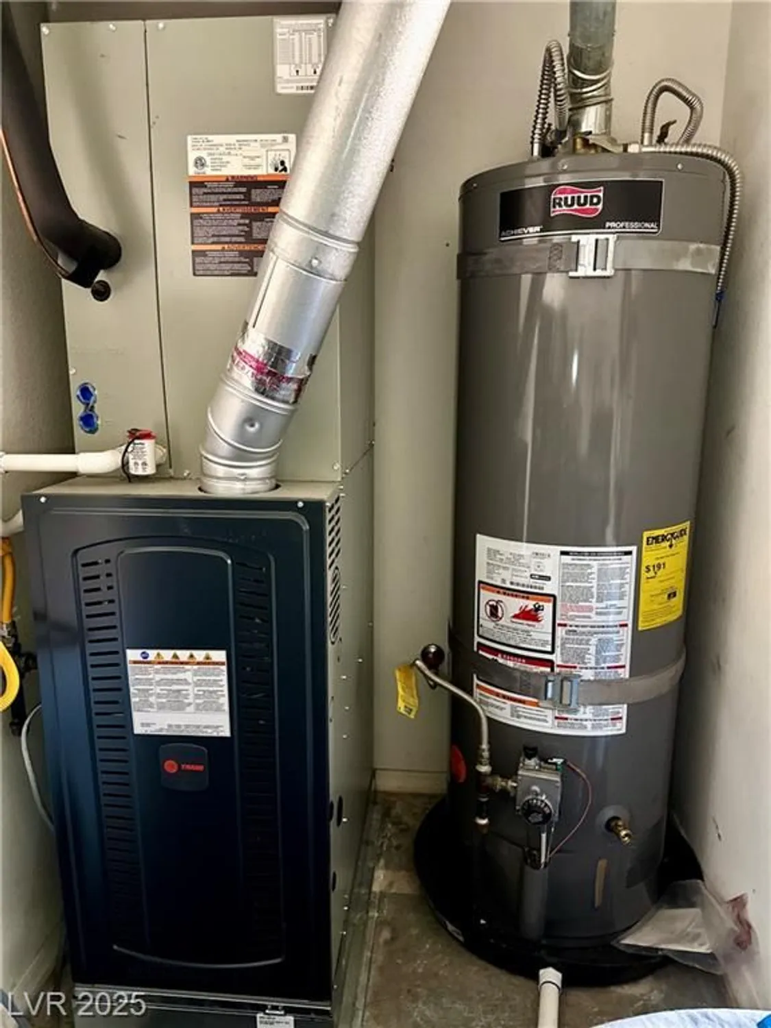 Property Slideshow image 36 of 36 | 10041 netherton dr, Las Vegas, NV, 89134