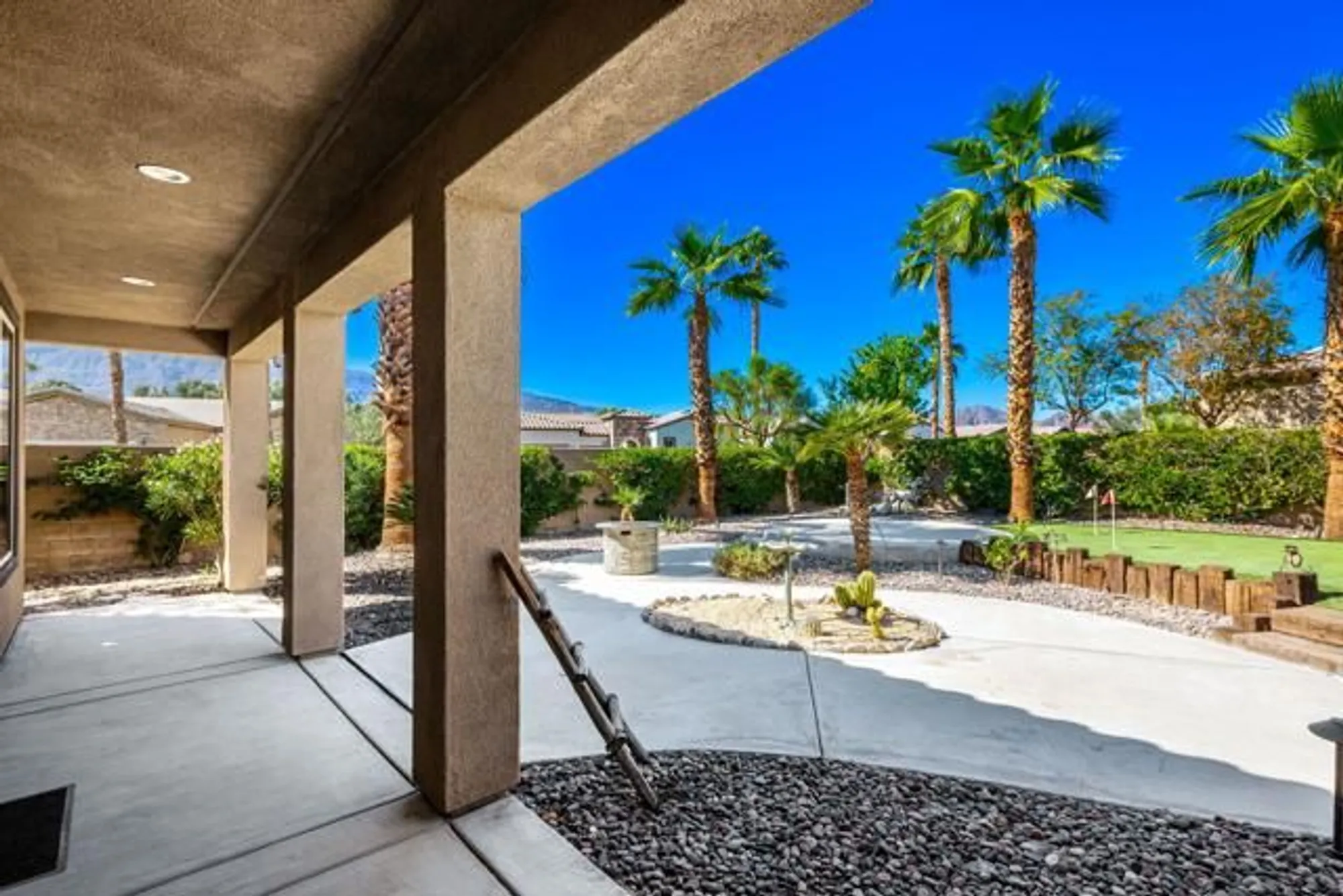 Property Slideshow image 23 of 78 | 81626 prism dr, La Quinta, CA, 92253