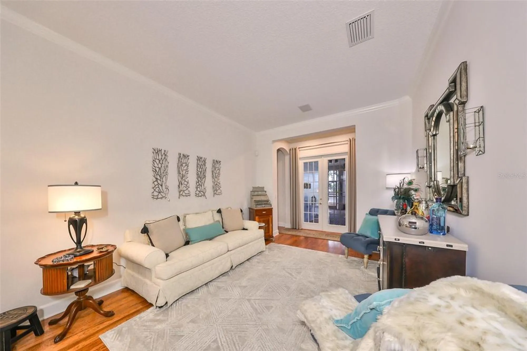 Property Slideshow image 11 of 72 | 618 islebay dr, Apollo Beach, FL, 33572