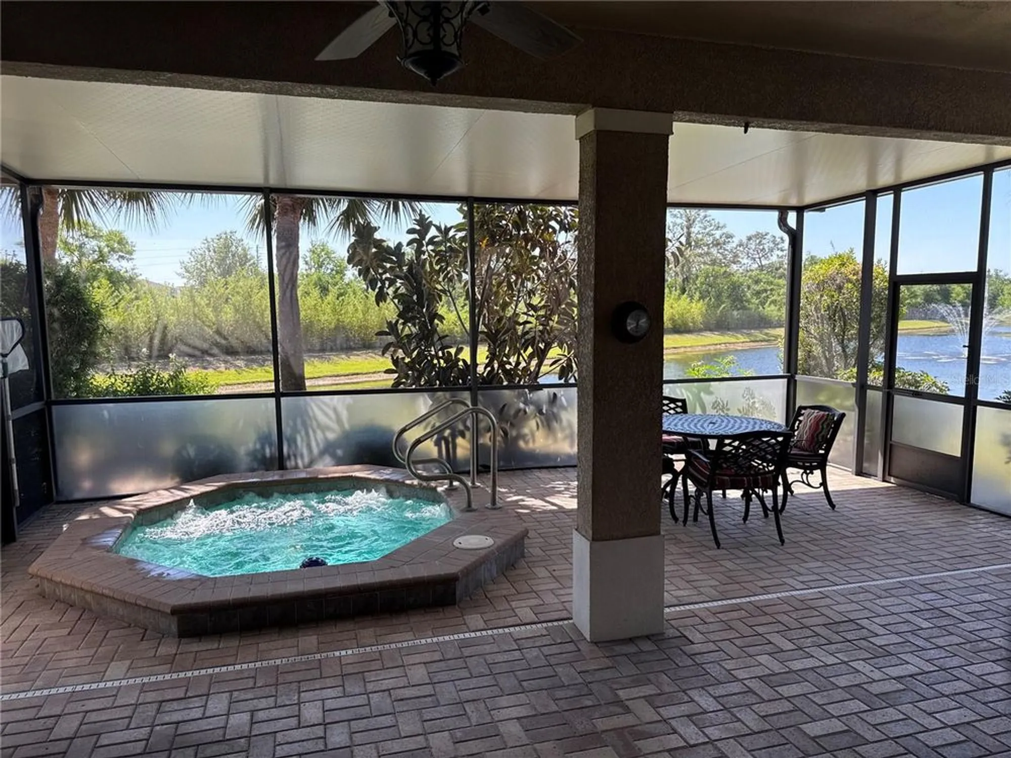 Property Slideshow image 20 of 29 | 832 king leon way, Sun City Center, FL, 33573