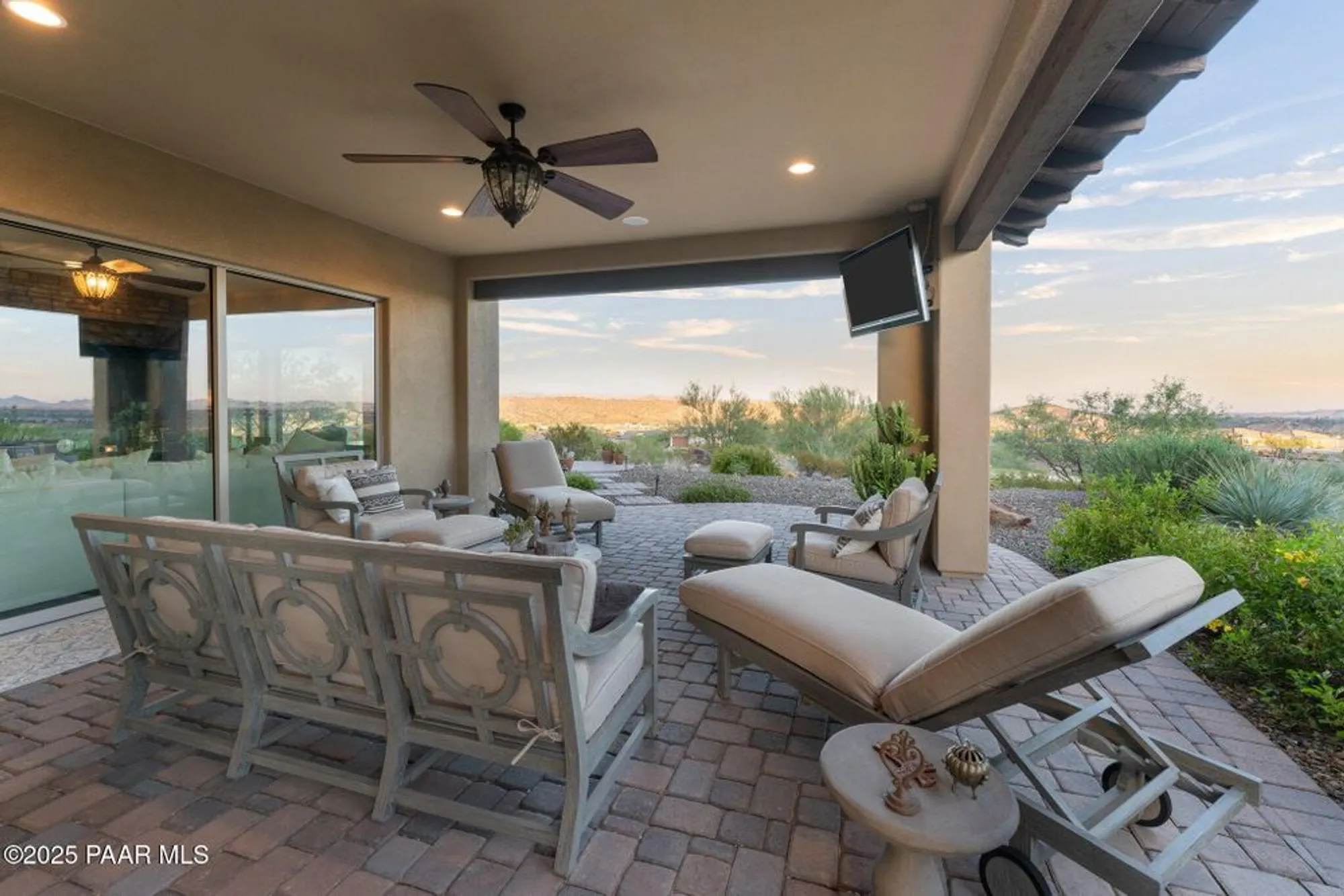 Property Slideshow image 54 of 103 | 4281 leaf spring dr, Wickenburg, AZ, 85390