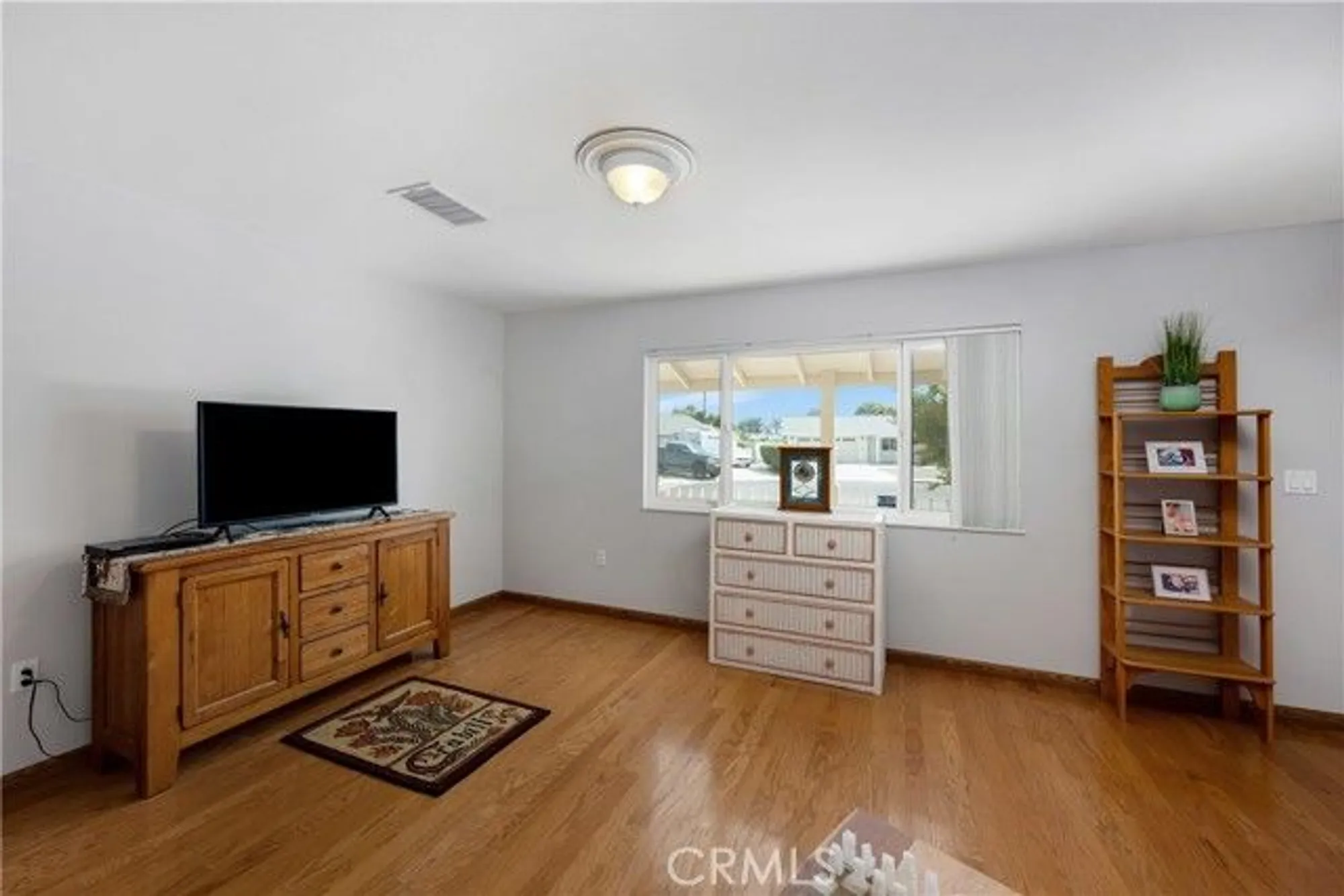 Property Slideshow image 14 of 48 | 28970 exmoor ct, Menifee, CA, 92586