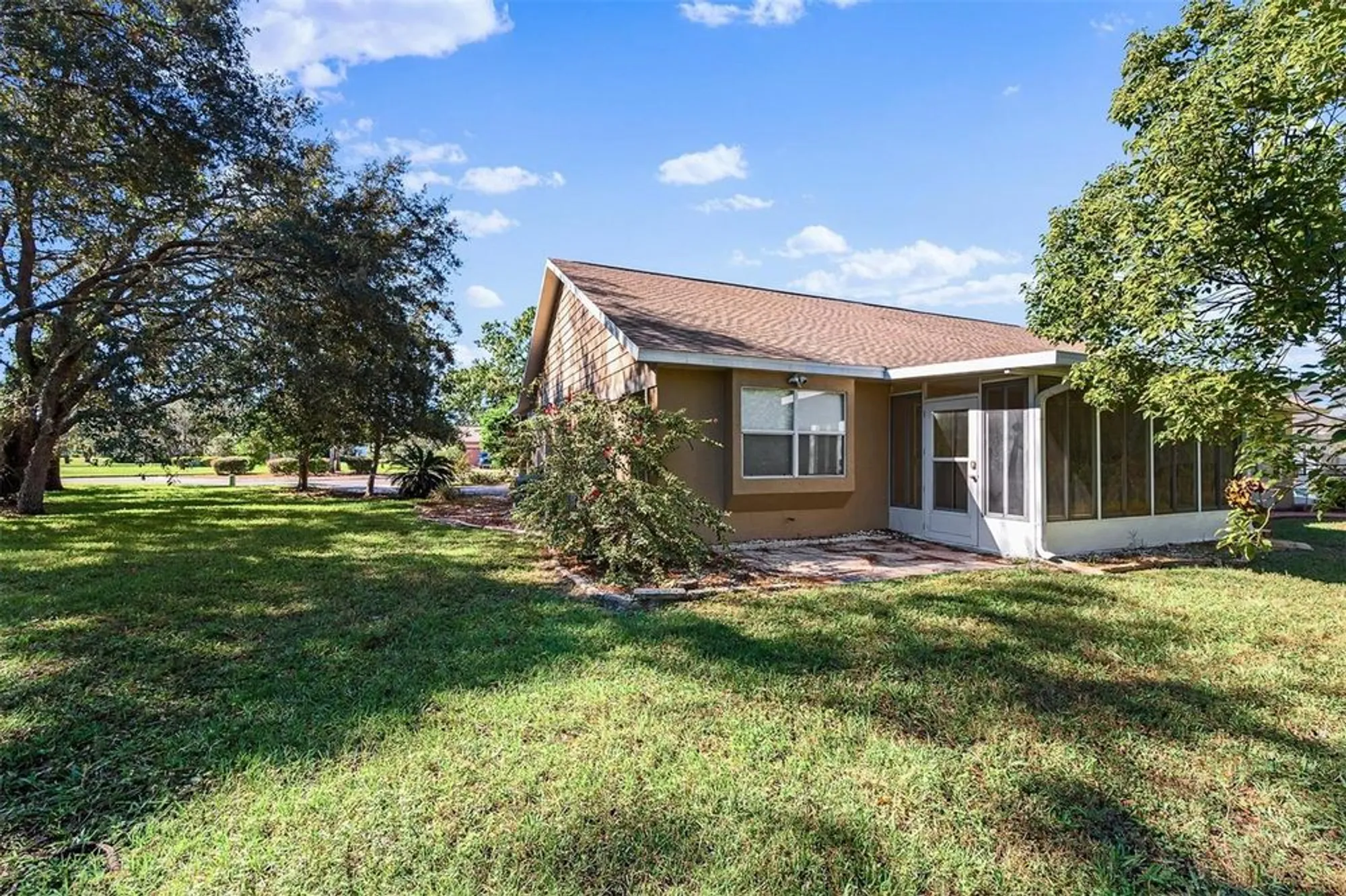 Property Slideshow image 18 of 28 | 9443 burnam dr, Weeki Wachee, FL, 34613