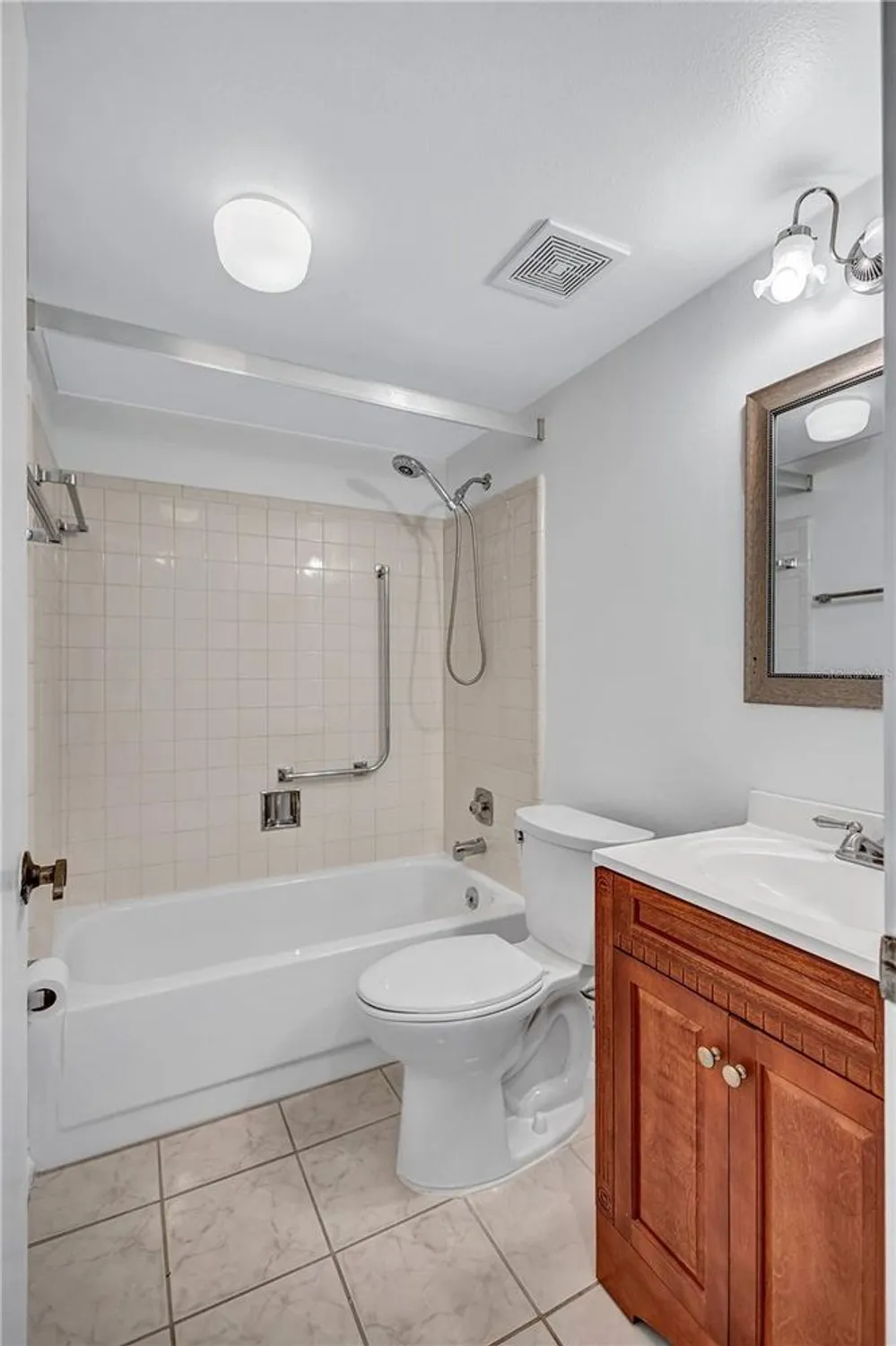 Property Slideshow image 24 of 56 | 19029 us highway 19 n apt 18f, Clearwater, FL, 33764