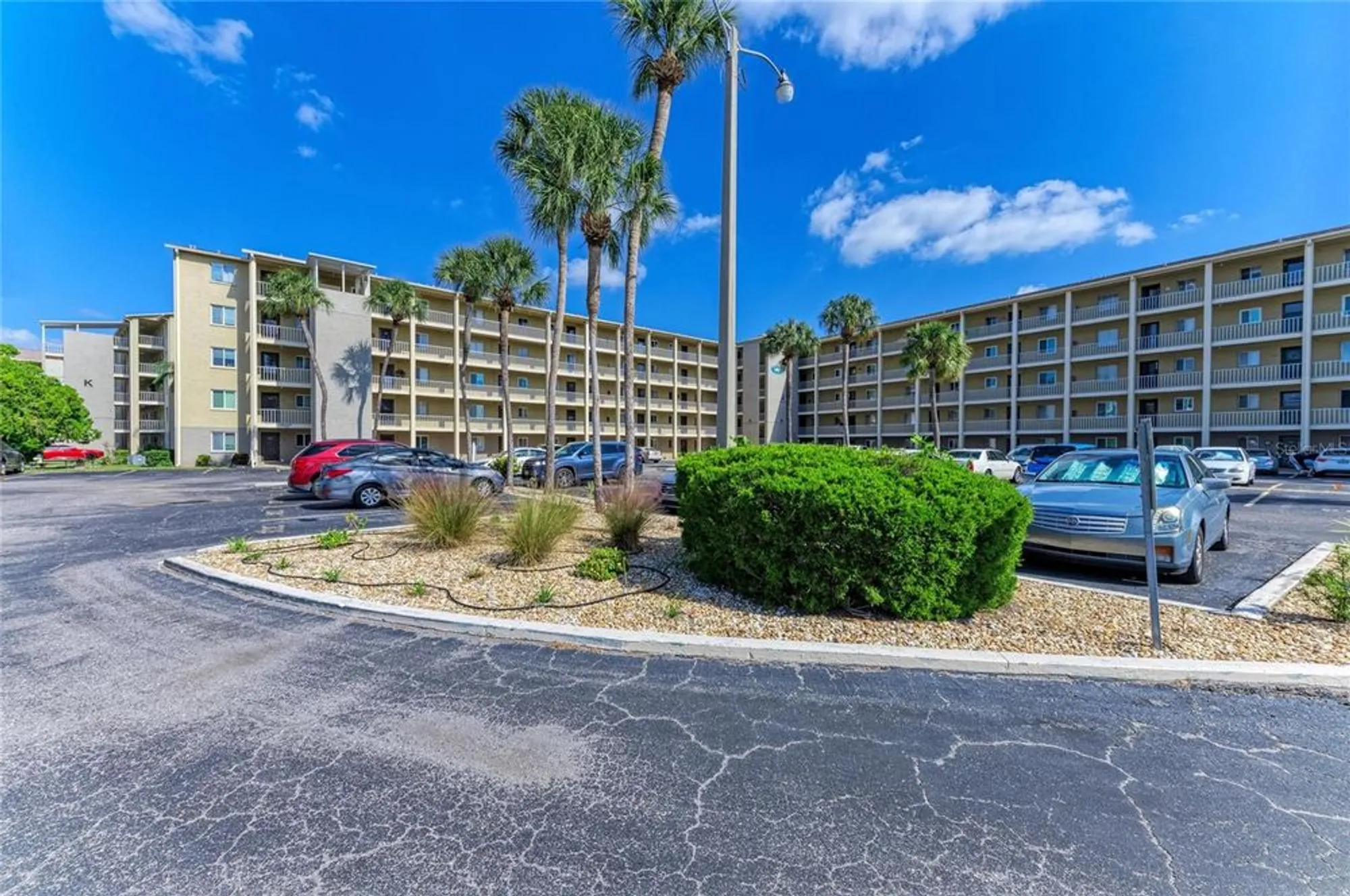 Property Slideshow image 25 of 37 | 3531 lake bayshore dr # j106, Bradenton, FL, 34205