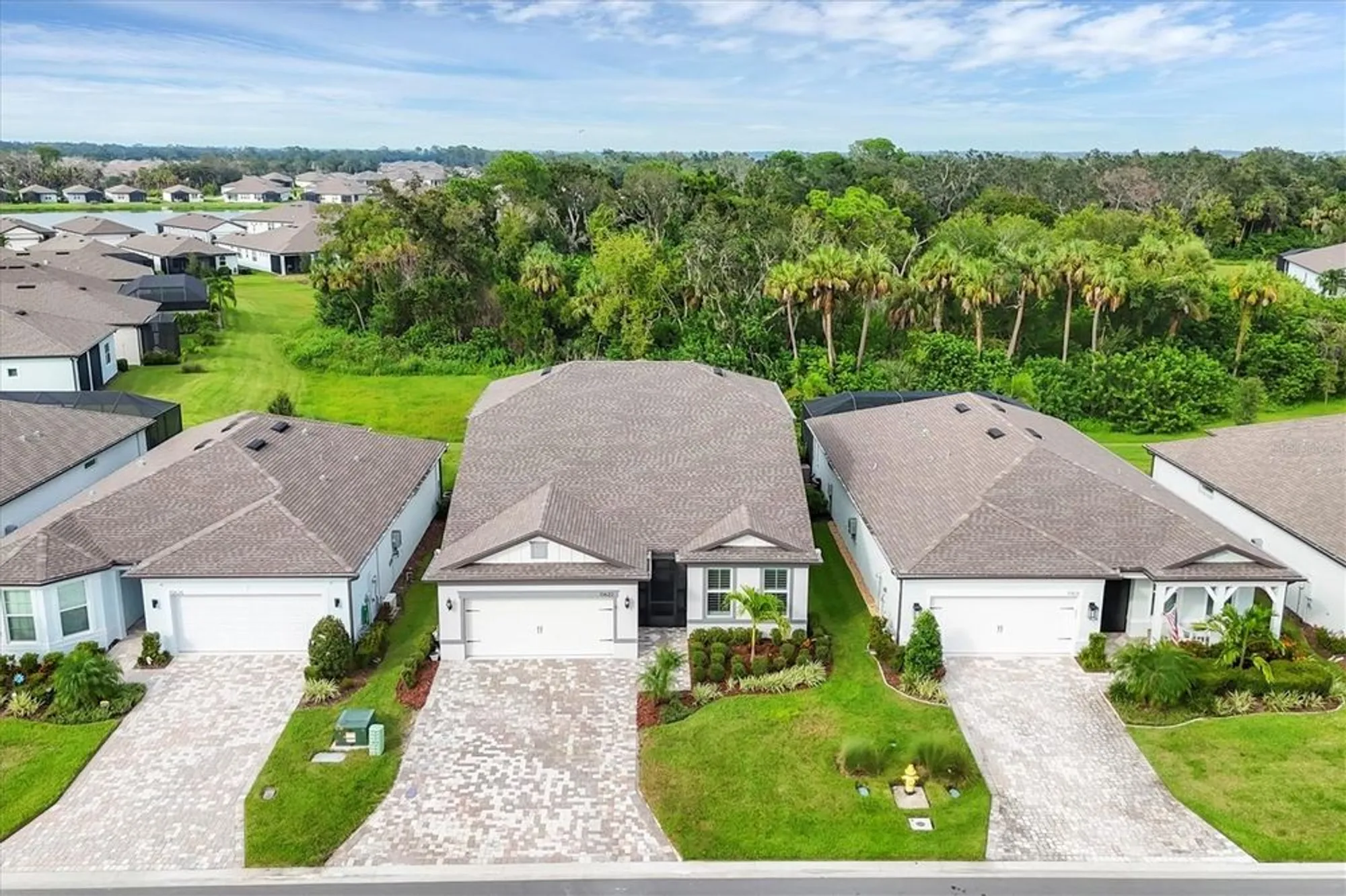 Property Slideshow image 6 of 86 | 10622 wynward way, Parrish, FL, 34219