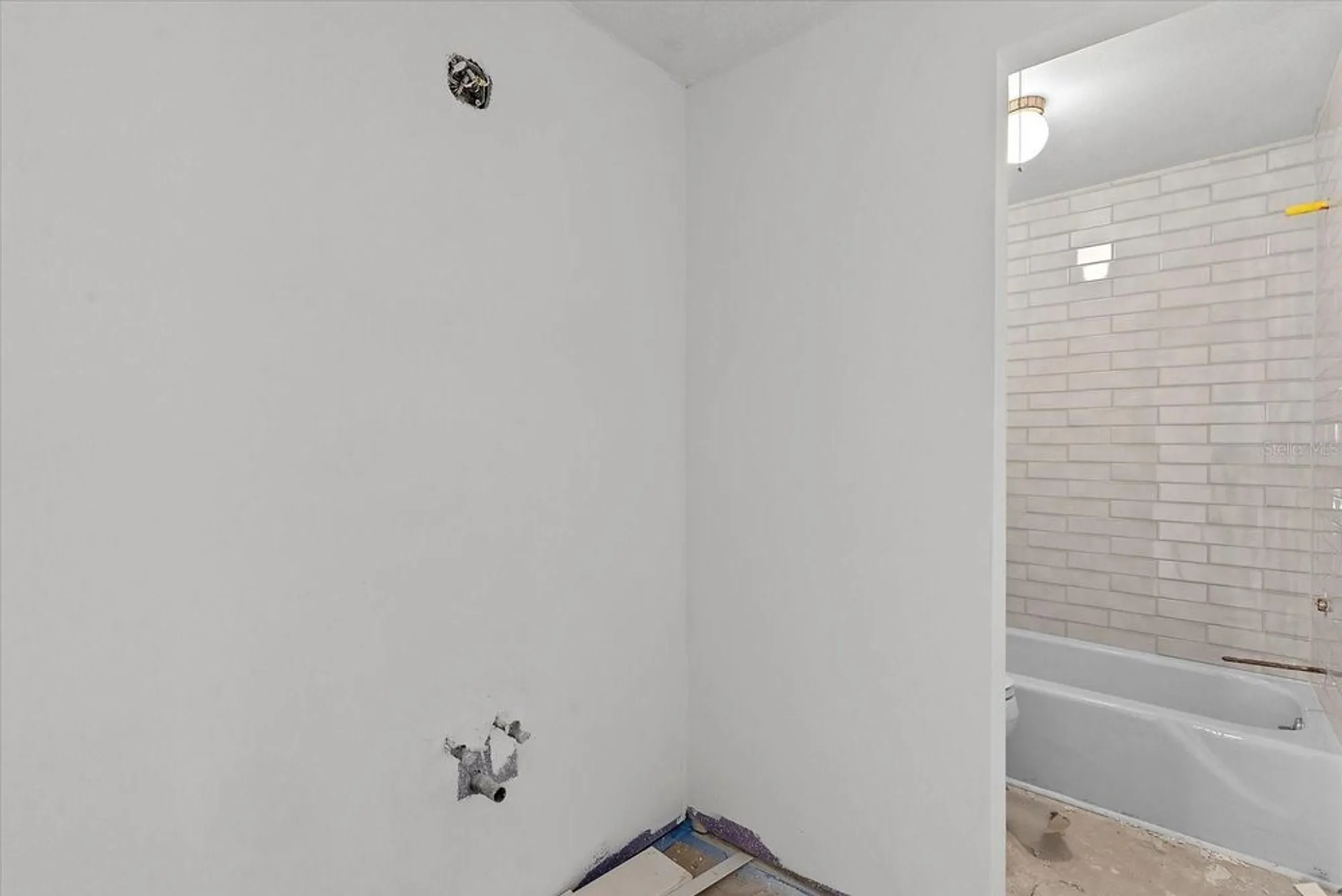 Property Slideshow image 13 of 45 | 658 spanish dr s # 108, Longboat Key, FL, 34228