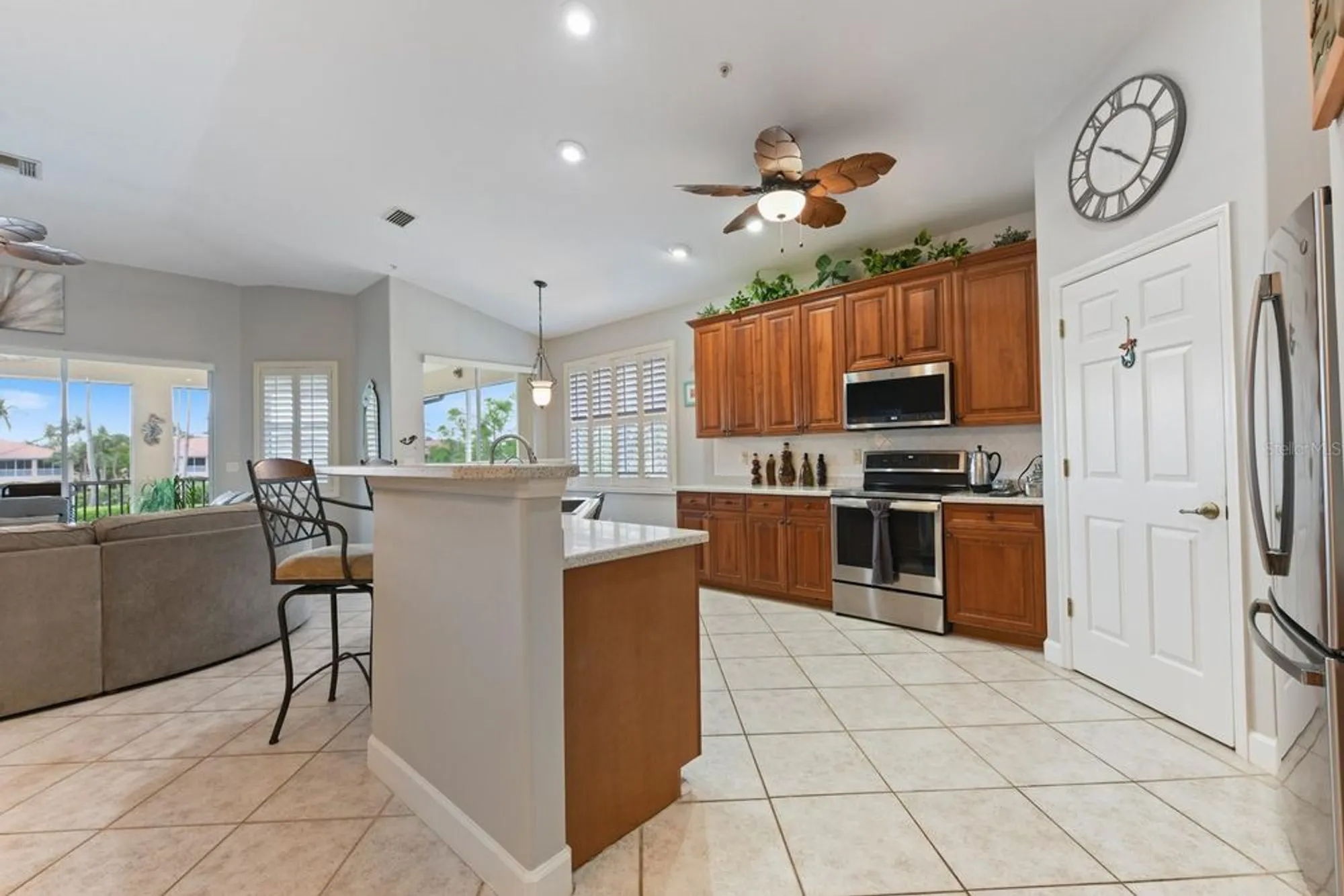 Property Slideshow image 10 of 61 | 3328 sunset key cir d, Punta Gorda, FL, 33955