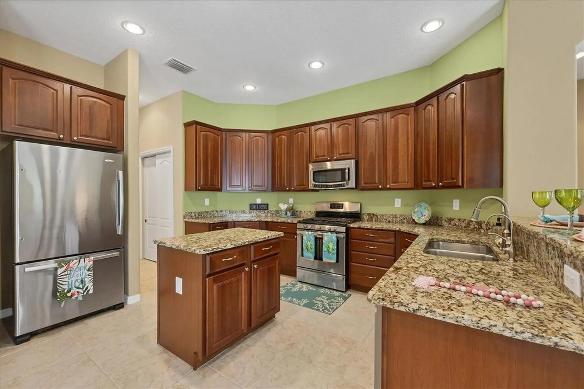 Property Slideshow image 11 of 70 | 1241 creek nine dr, North Port, FL, 34291