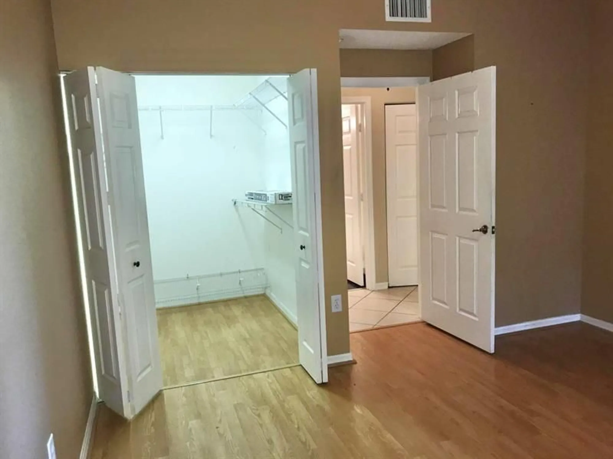 Property Slideshow image 20 of 45 | 7647 southampton ter 110, Tamarac, FL, 33321