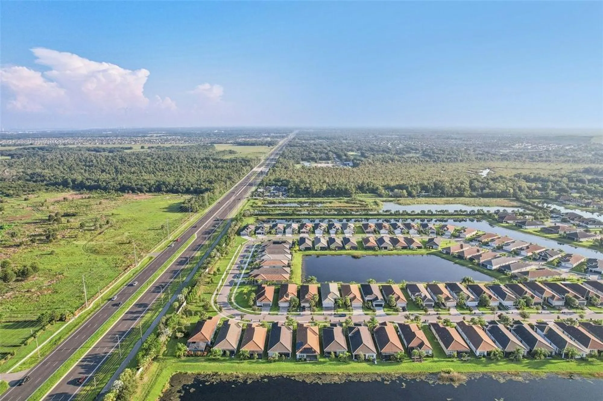 Property Slideshow image 45 of 50 | 4838 sevilla shores dr, Wimauma, FL, 33598