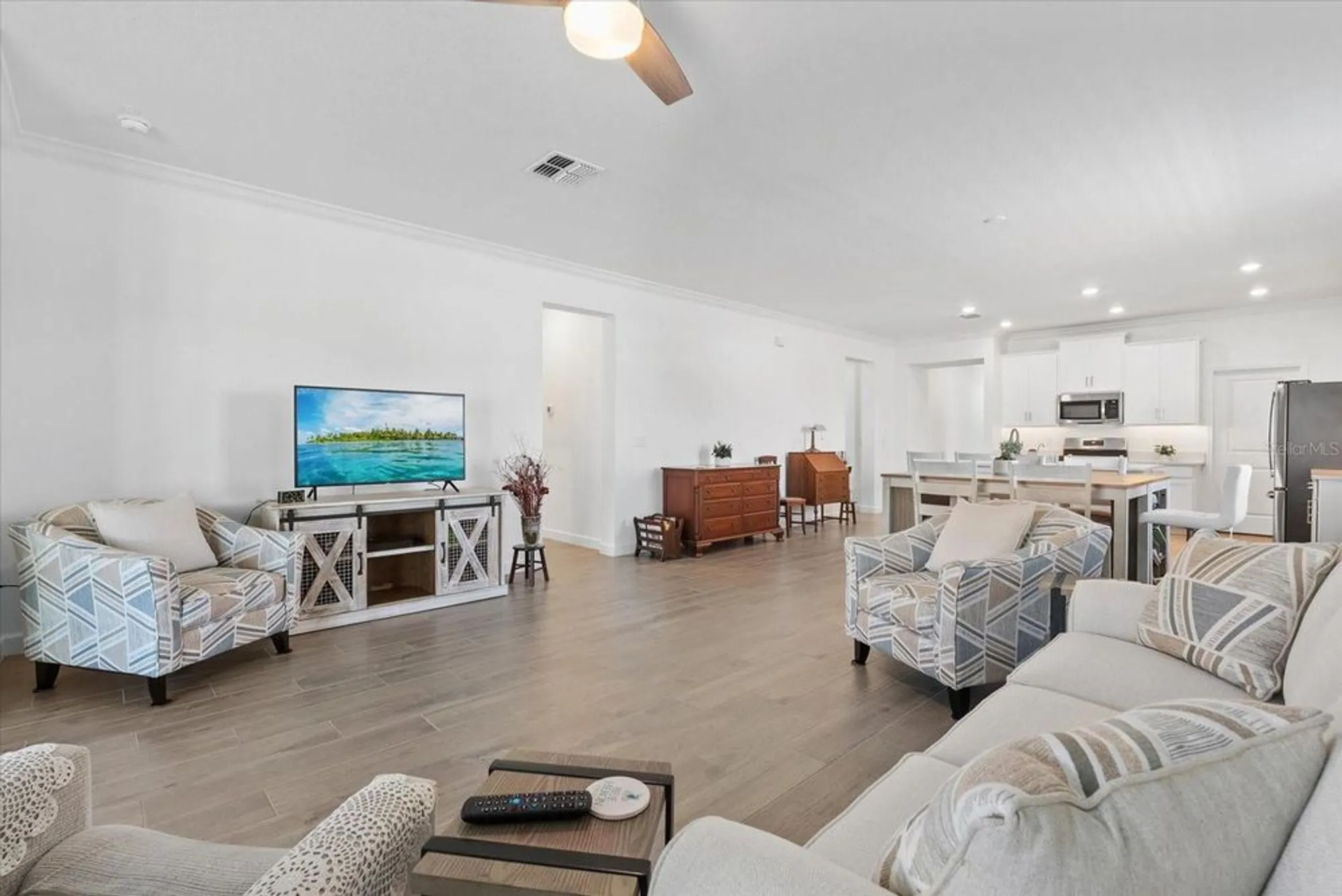 Property Slideshow image 21 of 52 | 5524 little path dr, Wimauma, FL, 33598