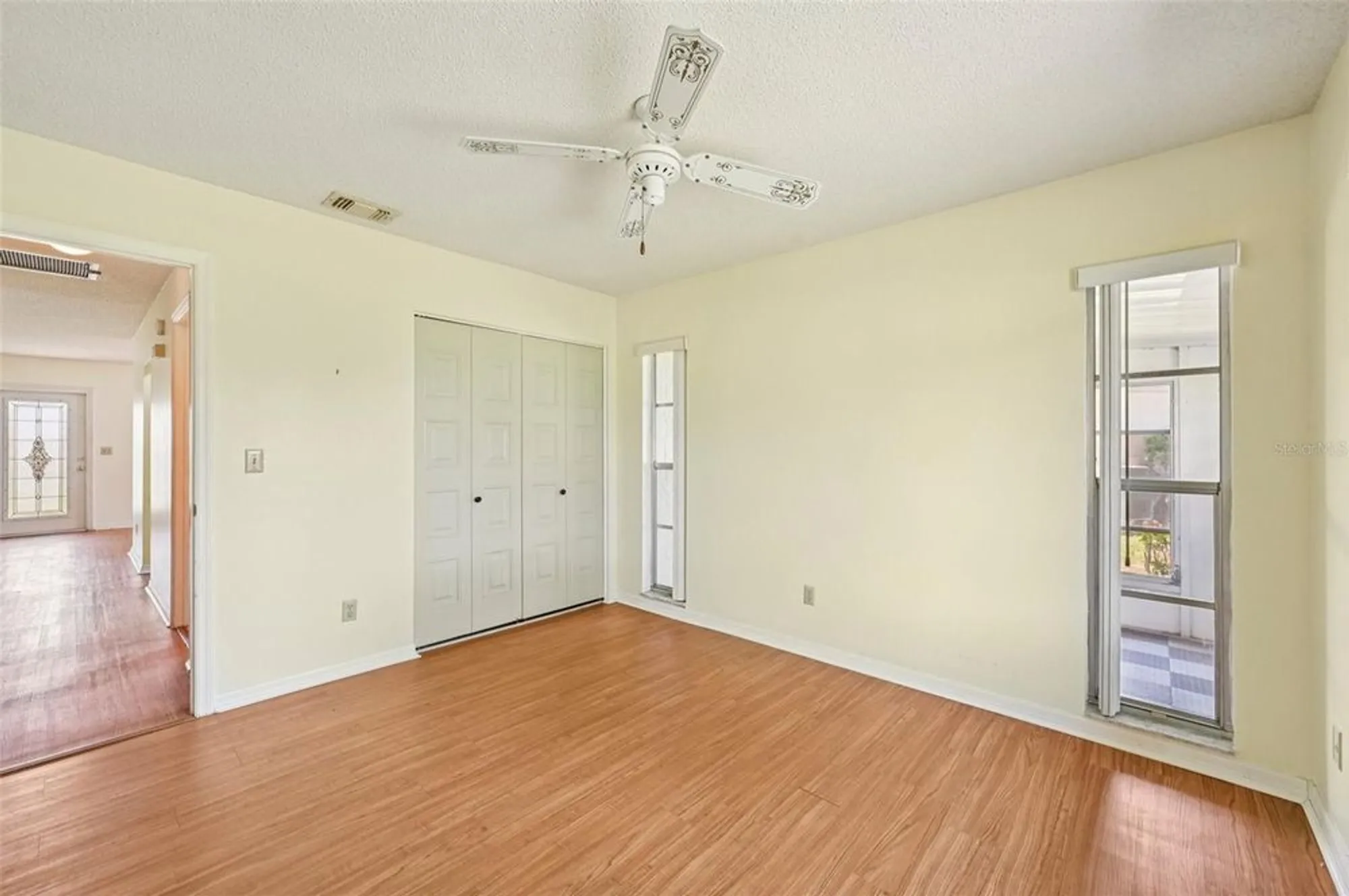 Property Slideshow image 19 of 59 | 1908 canterbury ln 25, Sun City Center, FL, 33573