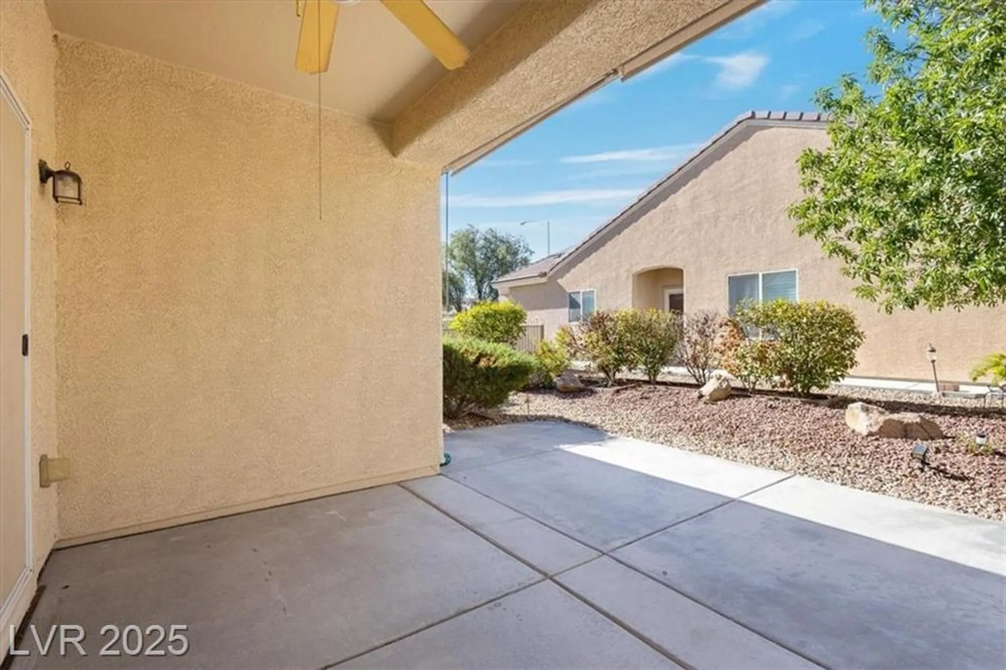 Property Slideshow image 23 of 25 | 7945 woodlark ct, North Las Vegas, NV, 89084
