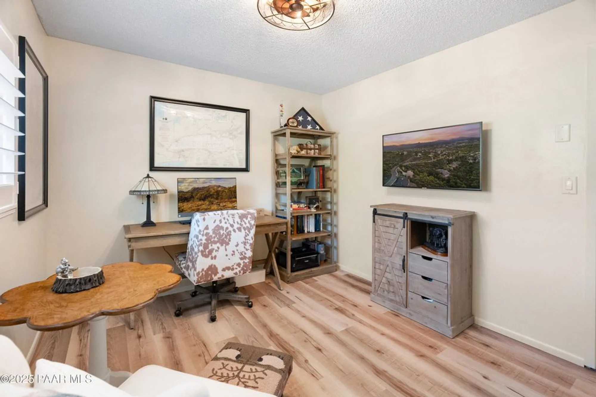 Property Slideshow image 26 of 45 | 722 sunrise blvd, Prescott, AZ, 86301