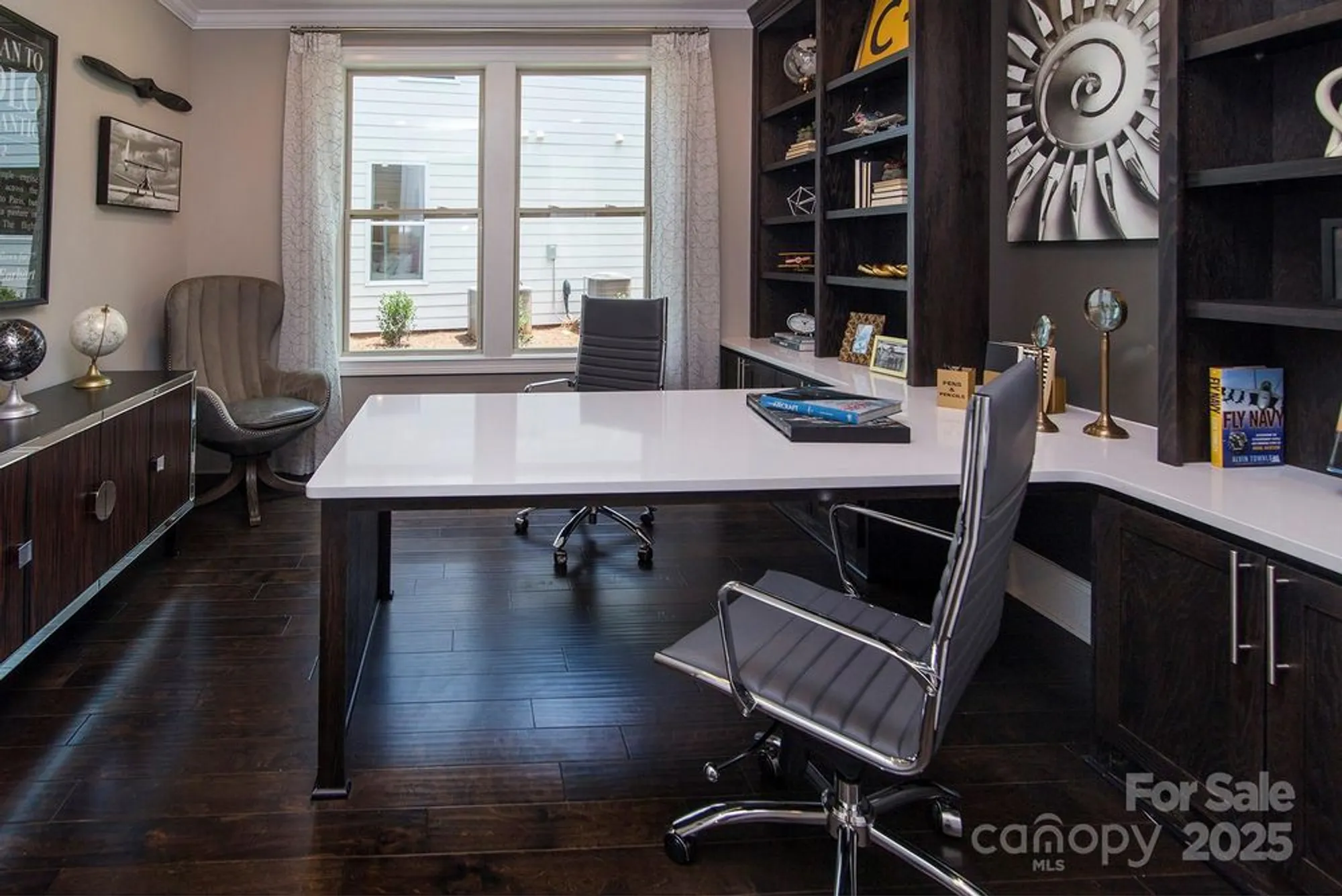 Property Slideshow image 10 of 27 | 8933 silver springs ct, Charlotte, NC, 28215