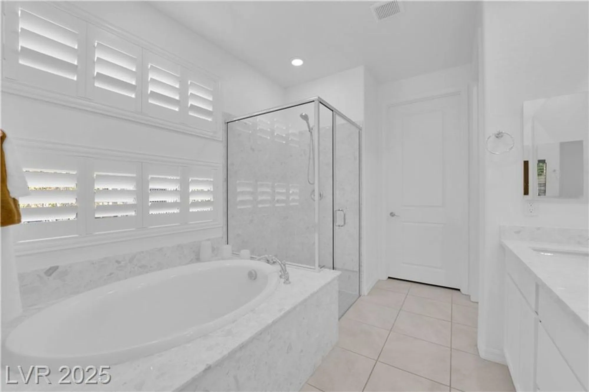 Property Slideshow image 22 of 57 | 11 arid crest ave, Henderson, NV, 89011