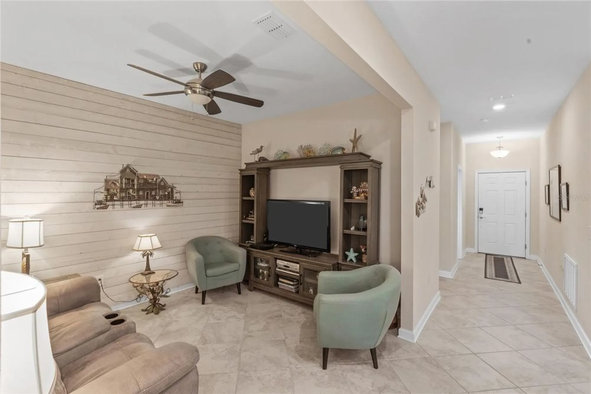 Property Slideshow image 4 of 42 | 2877 attwater loop, Winter Haven, FL, 33884