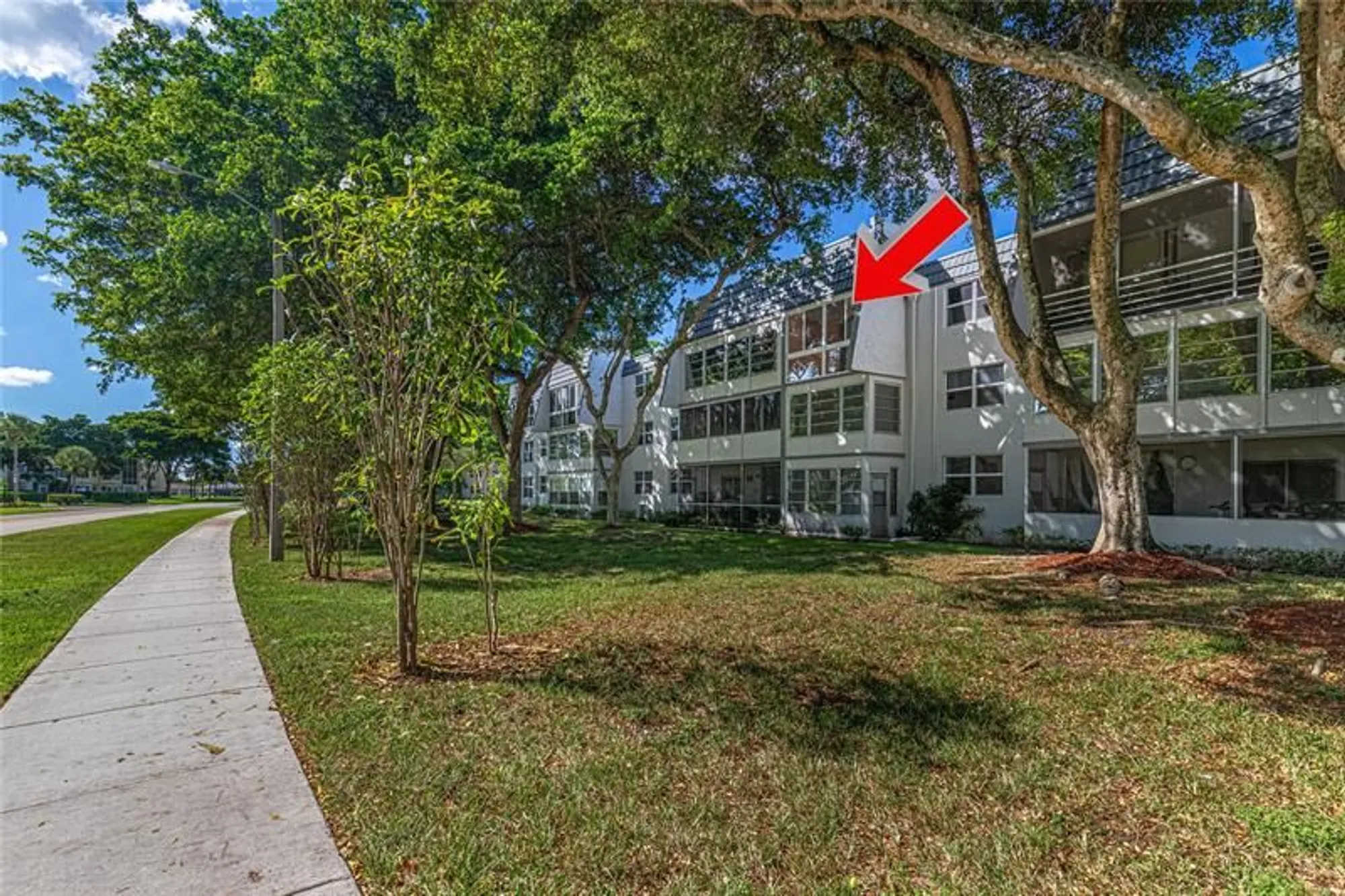 Property Slideshow image 21 of 37 | 9101 lime bay blvd apt 309, Tamarac, FL, 33321