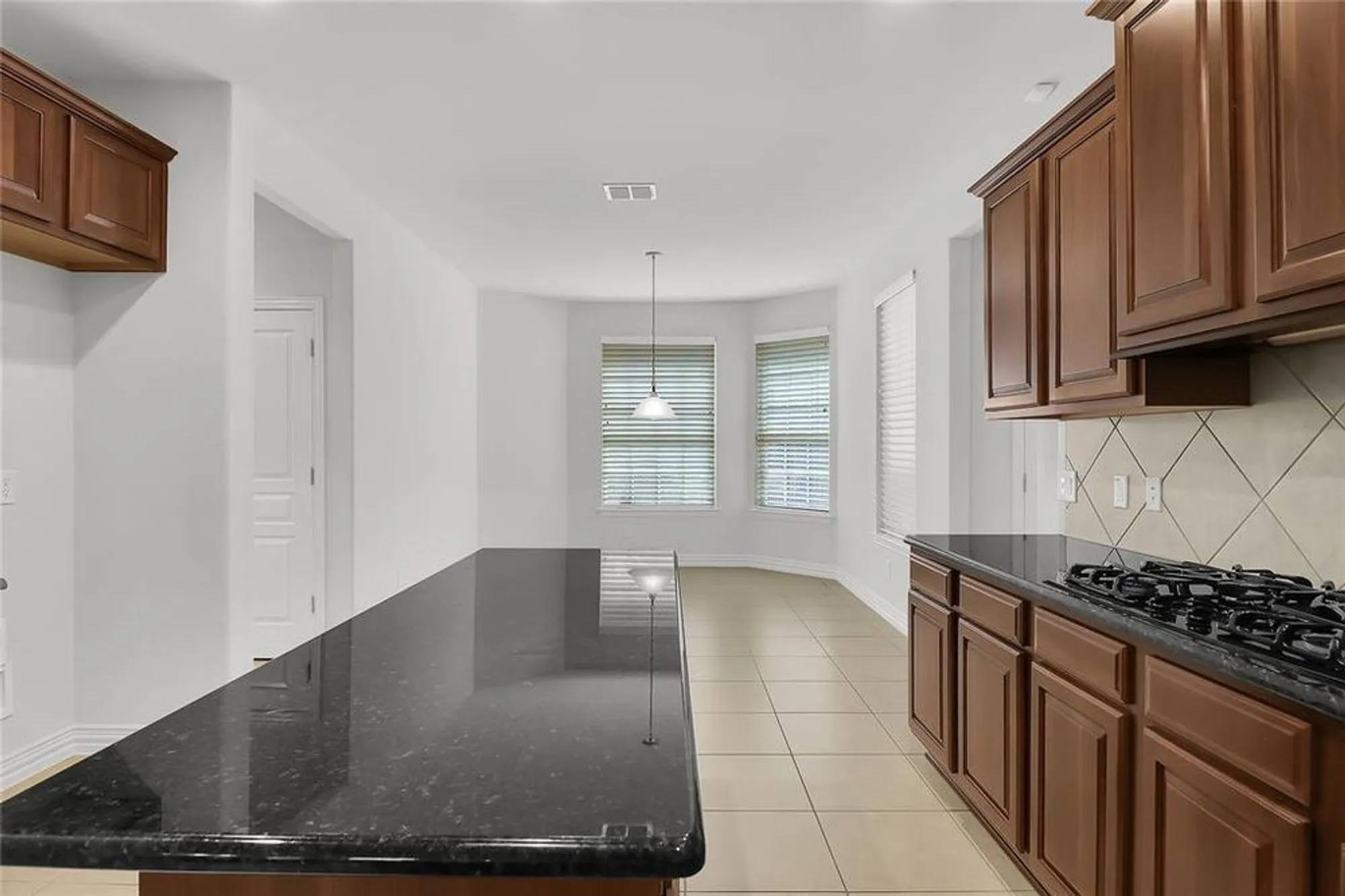 Property Slideshow image 15 of 27 | 862 carrington greens dr, Frisco, TX, 75036