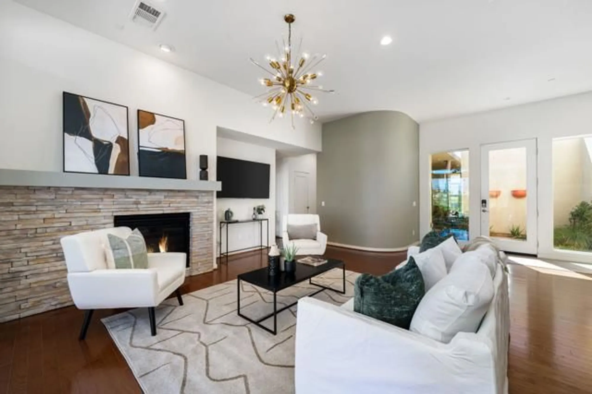 Property Slideshow image 18 of 48 | 730 equinox way, Palm Springs, CA, 92262