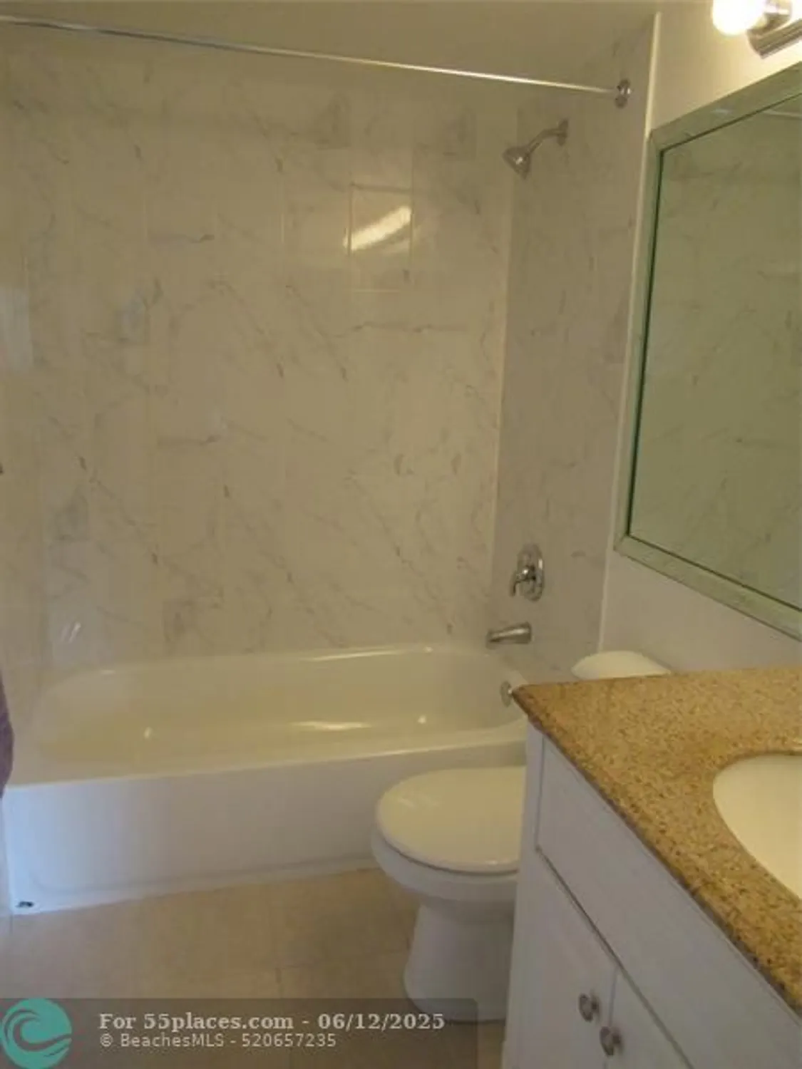 Property Slideshow image 13 of 31 | 601 nw 76th ter 206, Margate, FL, 33063