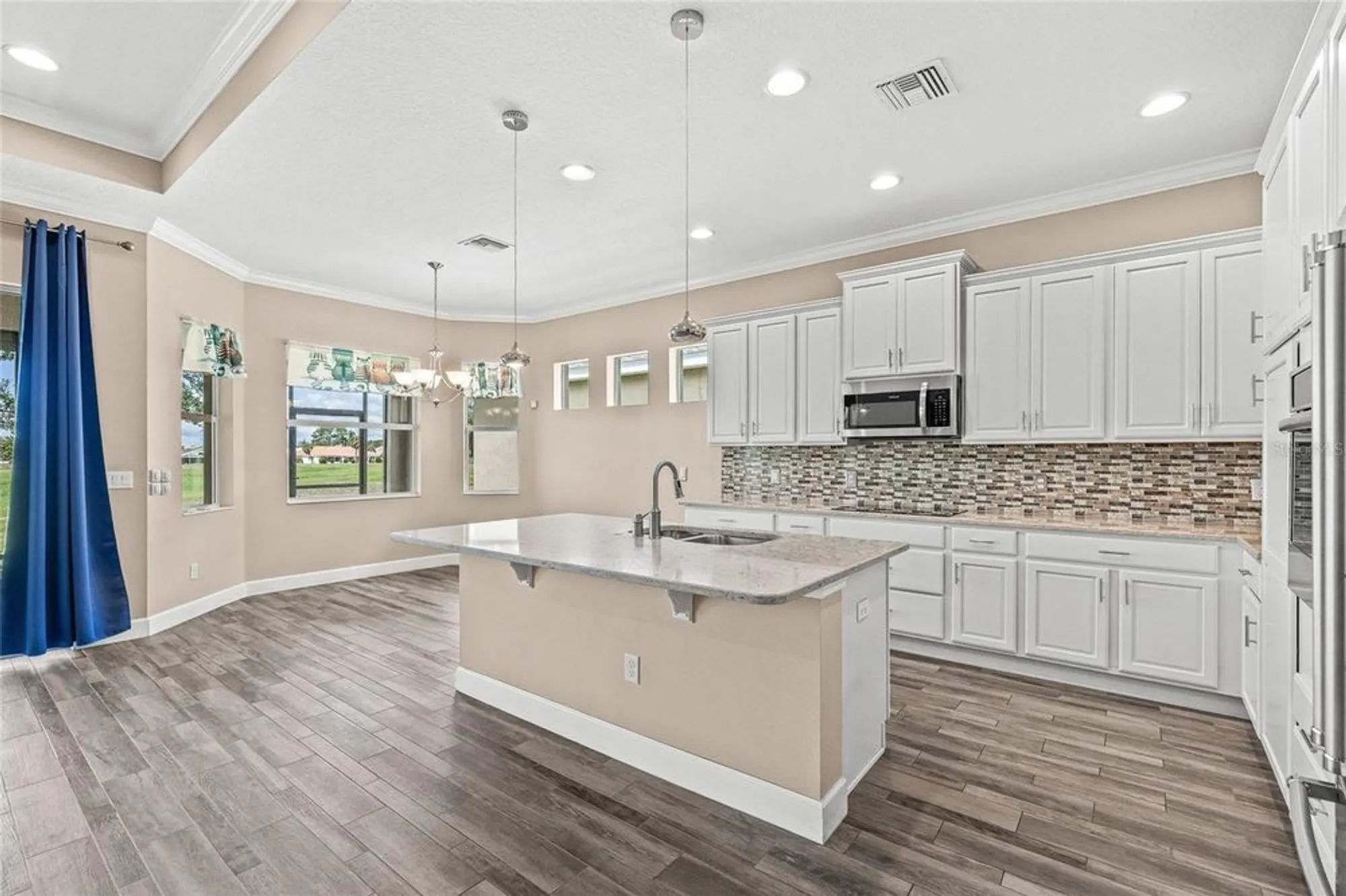Property Slideshow image 16 of 52 | 1803 pacific dunes dr, Sun City Center, FL, 33573
