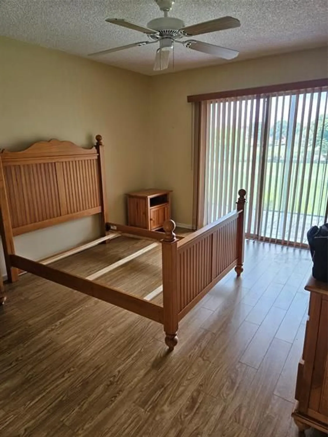 Property Slideshow image 8 of 11 | 101 sw 132nd way apt 218, Pembroke Pines, FL, 33027