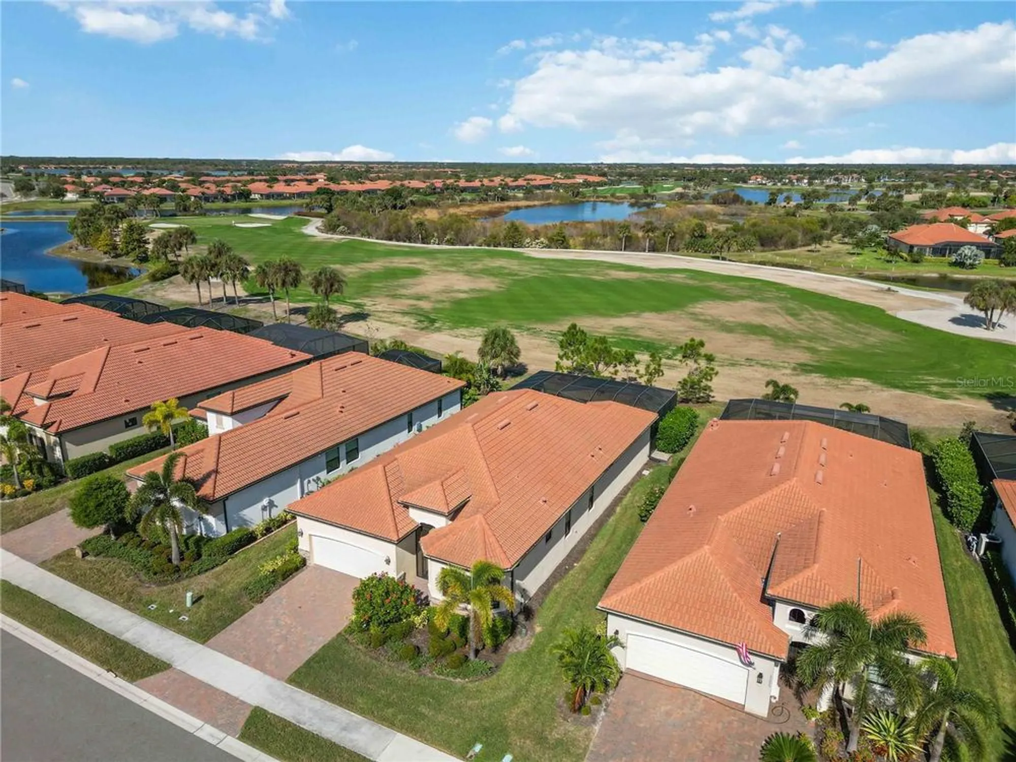 Property Slideshow image 52 of 100 | 25064 spartina dr, Venice, FL, 34293