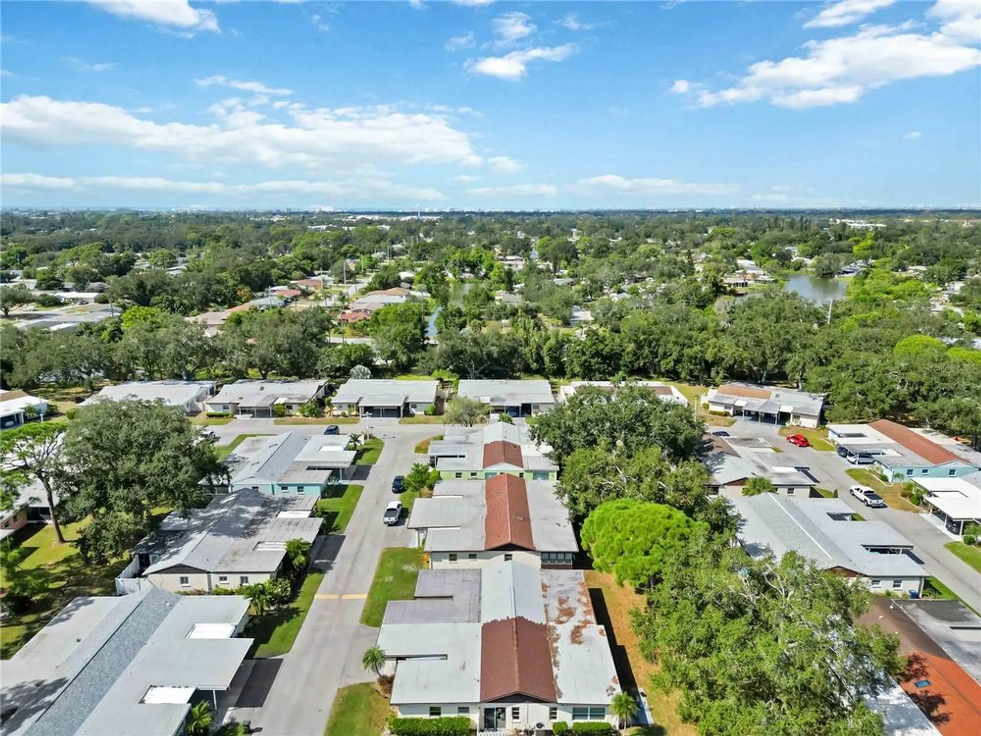 Property Slideshow image 34 of 51 | 3527 silver pine ct # 82, Sarasota, FL, 34231