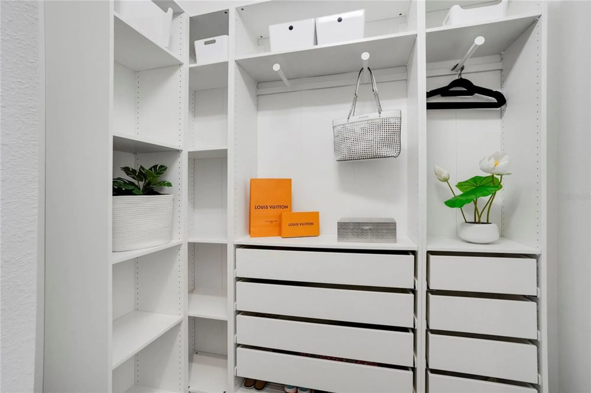 Property Slideshow image 26 of 67 | 13126 indigo way, Bradenton, FL, 34211