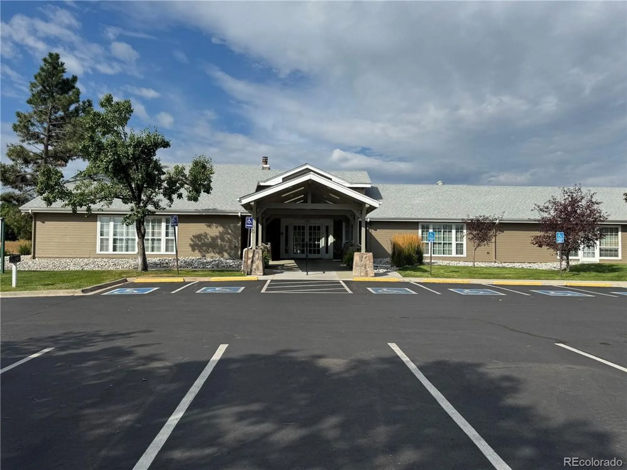 Property Slideshow image 34 of 47 | 6 abernathy ct, Highlands Ranch, CO, 80130