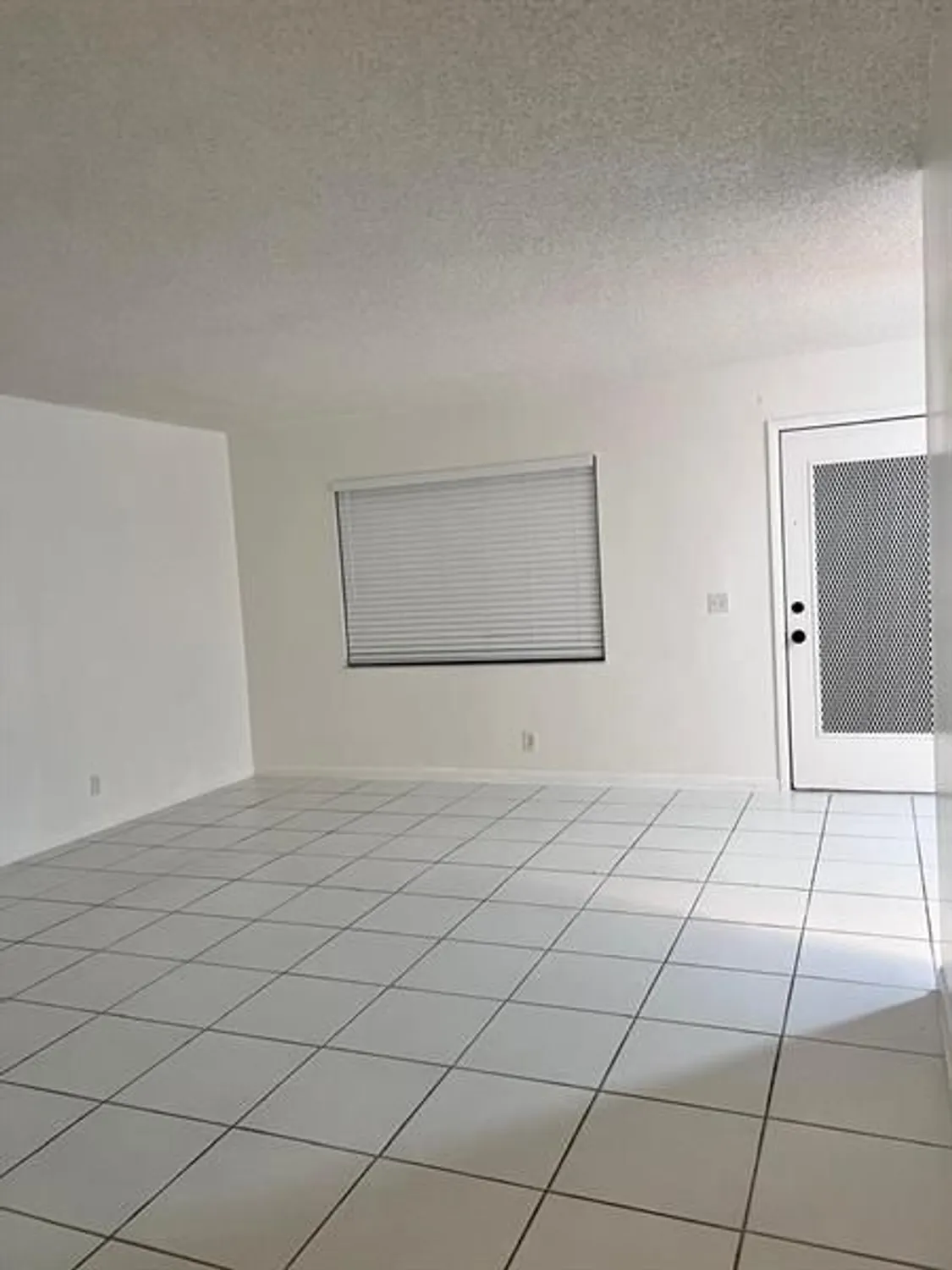 Property Slideshow image 8 of 32 | 740 burgundy 740, Delray Beach, FL, 33484