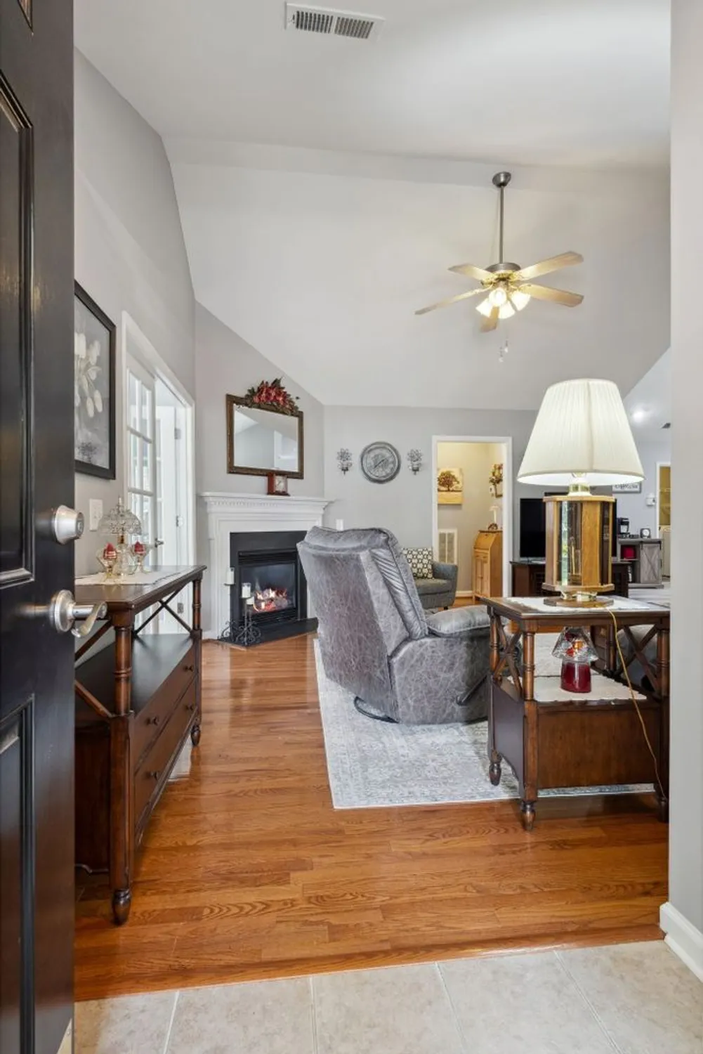 Property Slideshow image 6 of 32 | 825 s browns ln 1501, Gallatin, TN, 37066