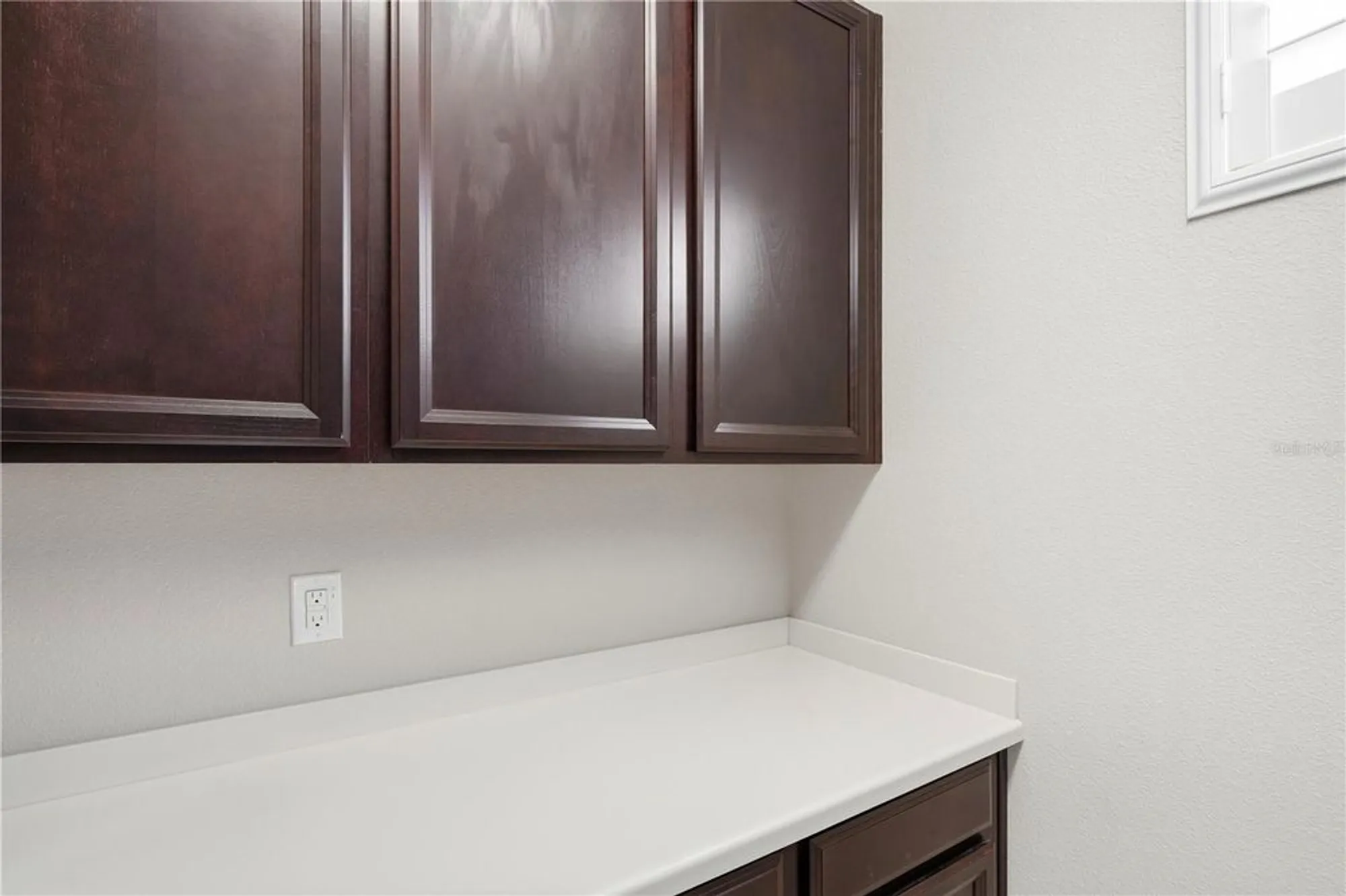 Property Slideshow image 30 of 70 | 20112 sorano hill pl, Tampa, FL, 33647