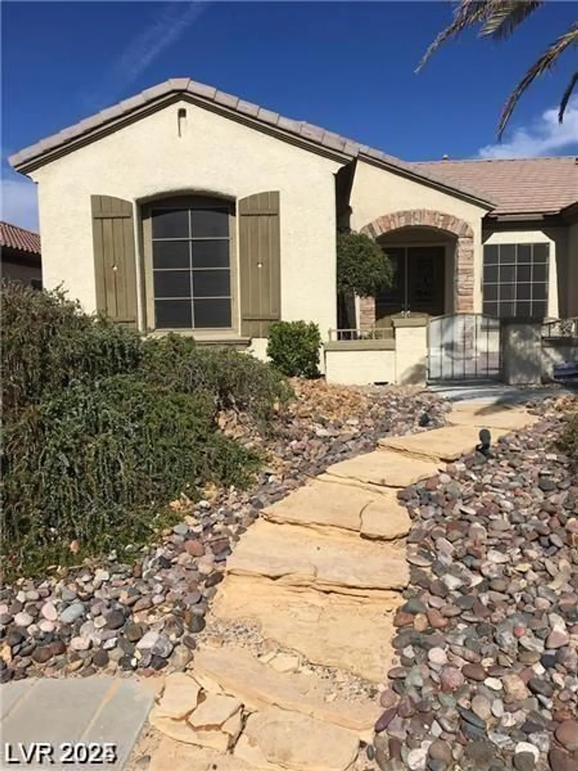 Property Slideshow image 3 of 35 | 2175 clearwater lake dr, Henderson, NV, 89044