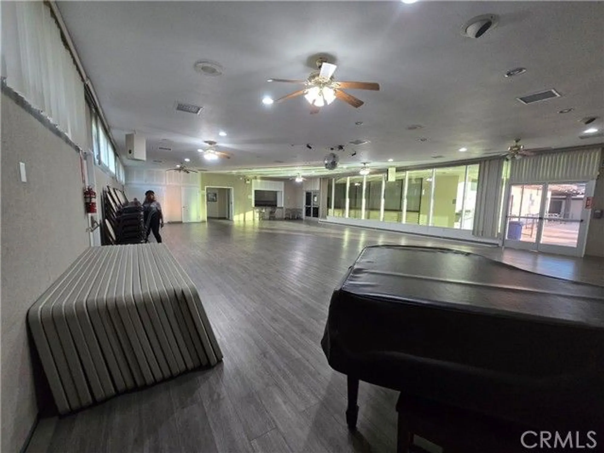 Property Slideshow image 50 of 73 | 1140 amberwood dr, Hemet, CA, 92543